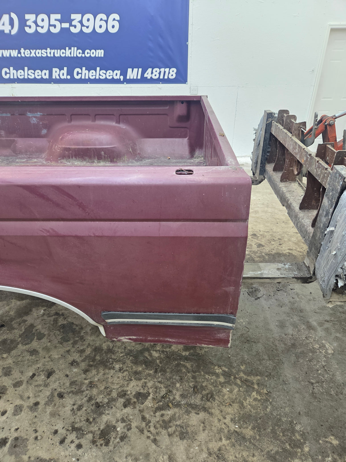 1987-1997 Ford F150 F250 F350 OBS 6' 9" Short Truck Bed