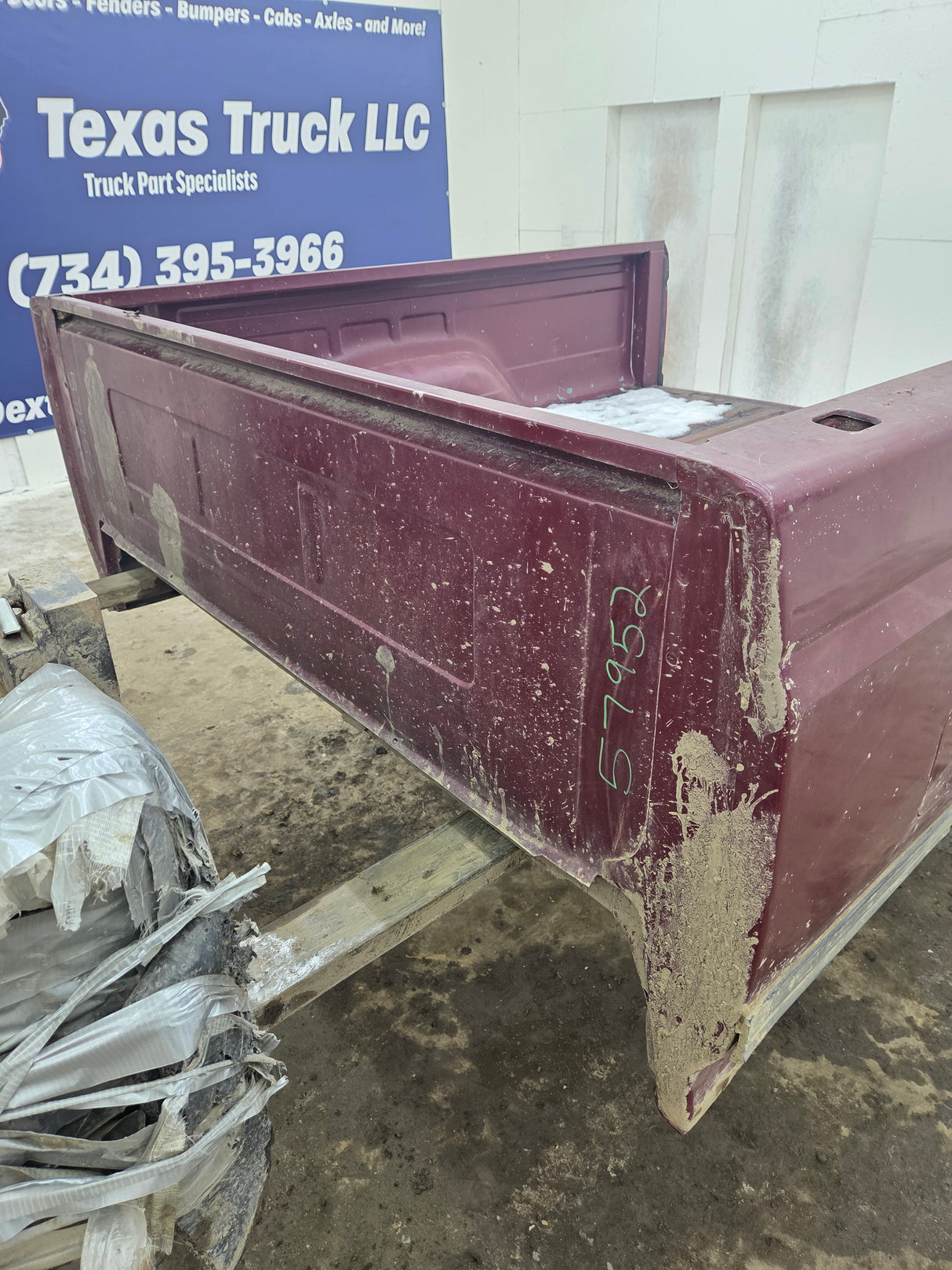 1987-1997 Ford F150 F250 F350 OBS 6' 9" Short Truck Bed