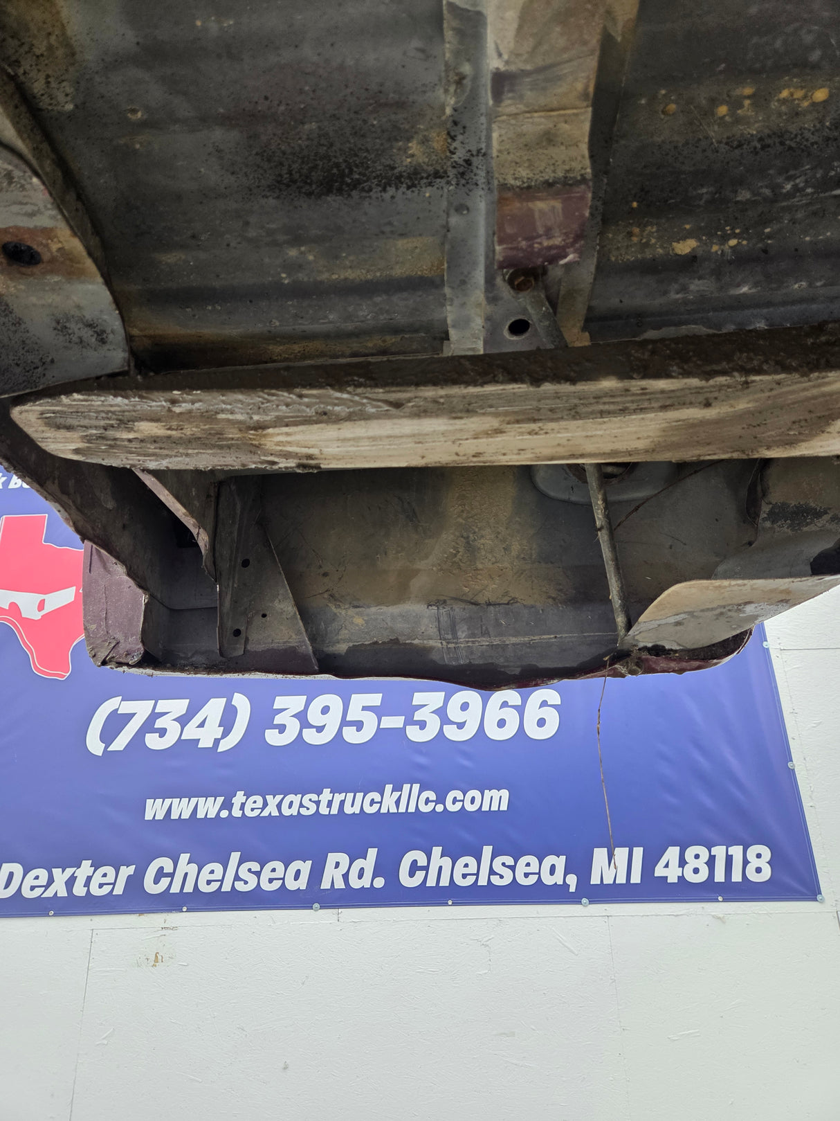 1987-1997 Ford F150 F250 F350 OBS 6' 9" Short Truck Bed