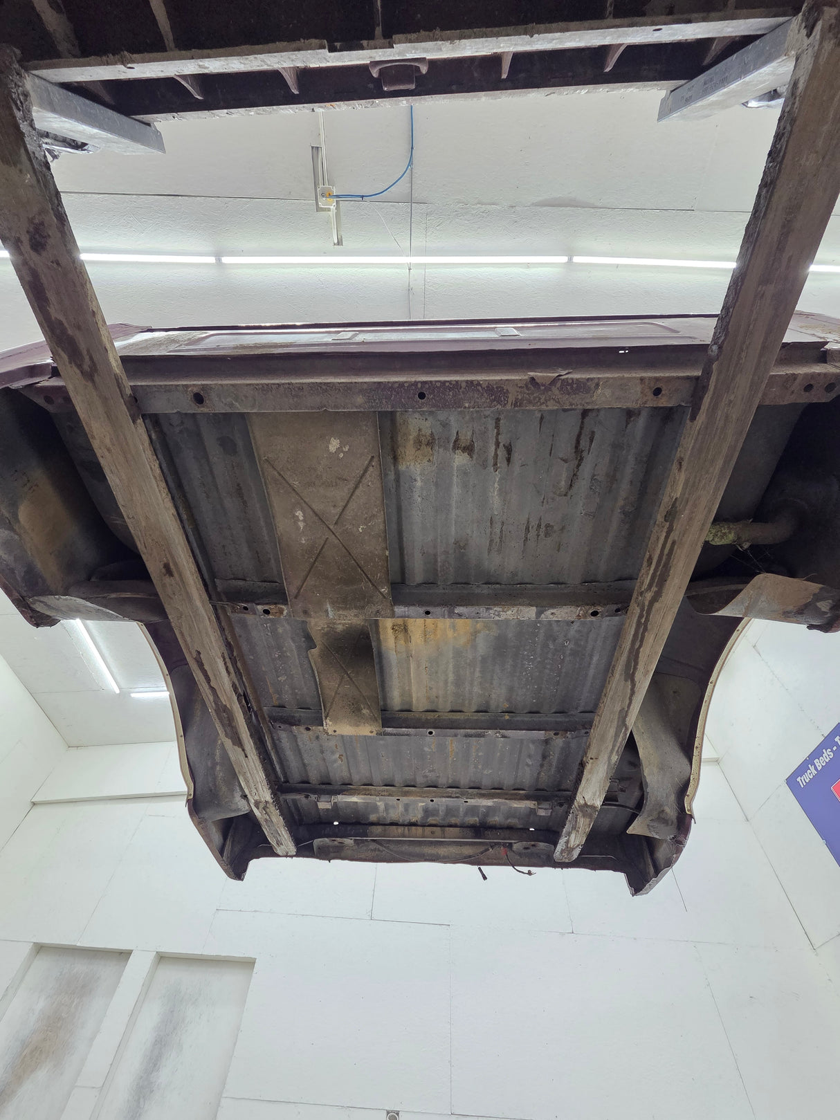 1987-1997 Ford F150 F250 F350 OBS 6' 9" Short Truck Bed