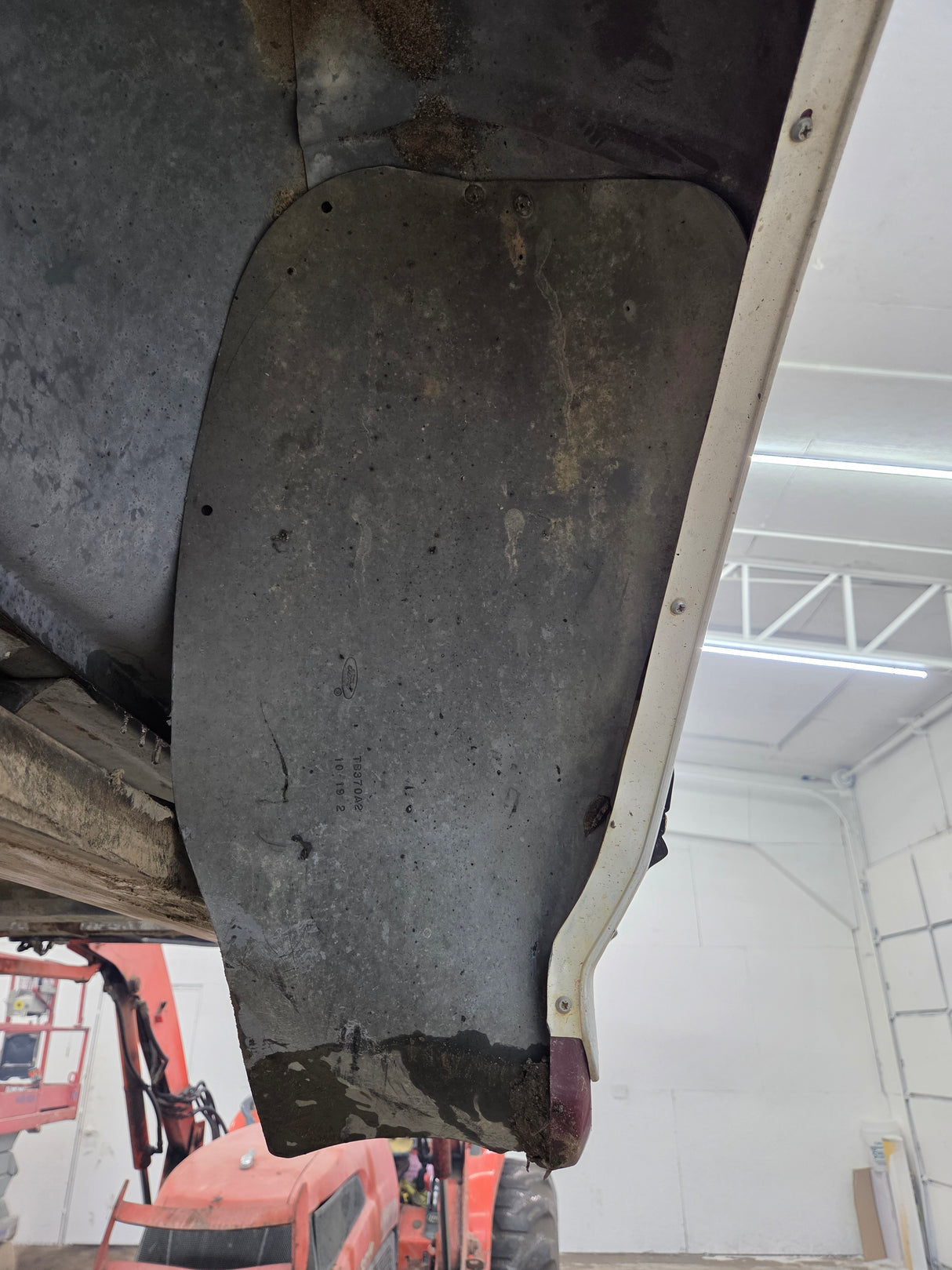 1987-1997 Ford F150 F250 F350 OBS 6' 9" Short Truck Bed