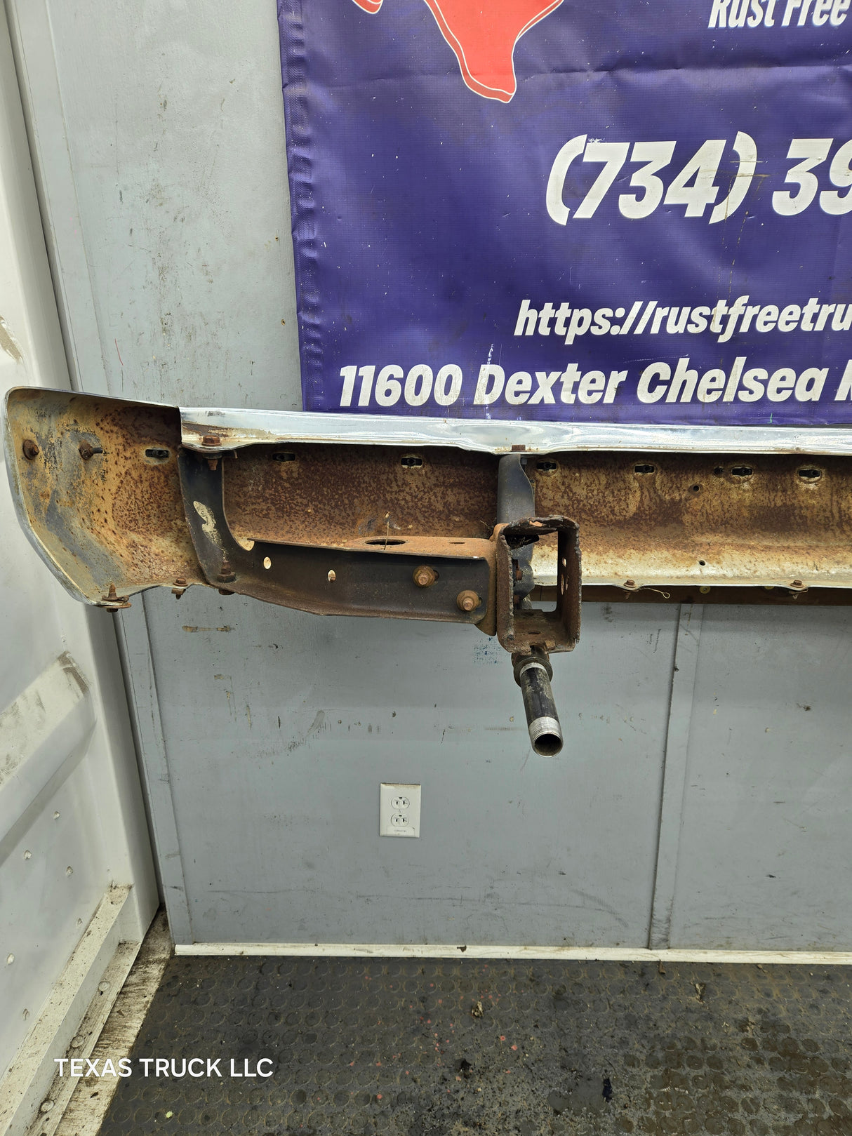 1988-1998 Chevrolet / GMC 1500 2500 3500 Front Bumper