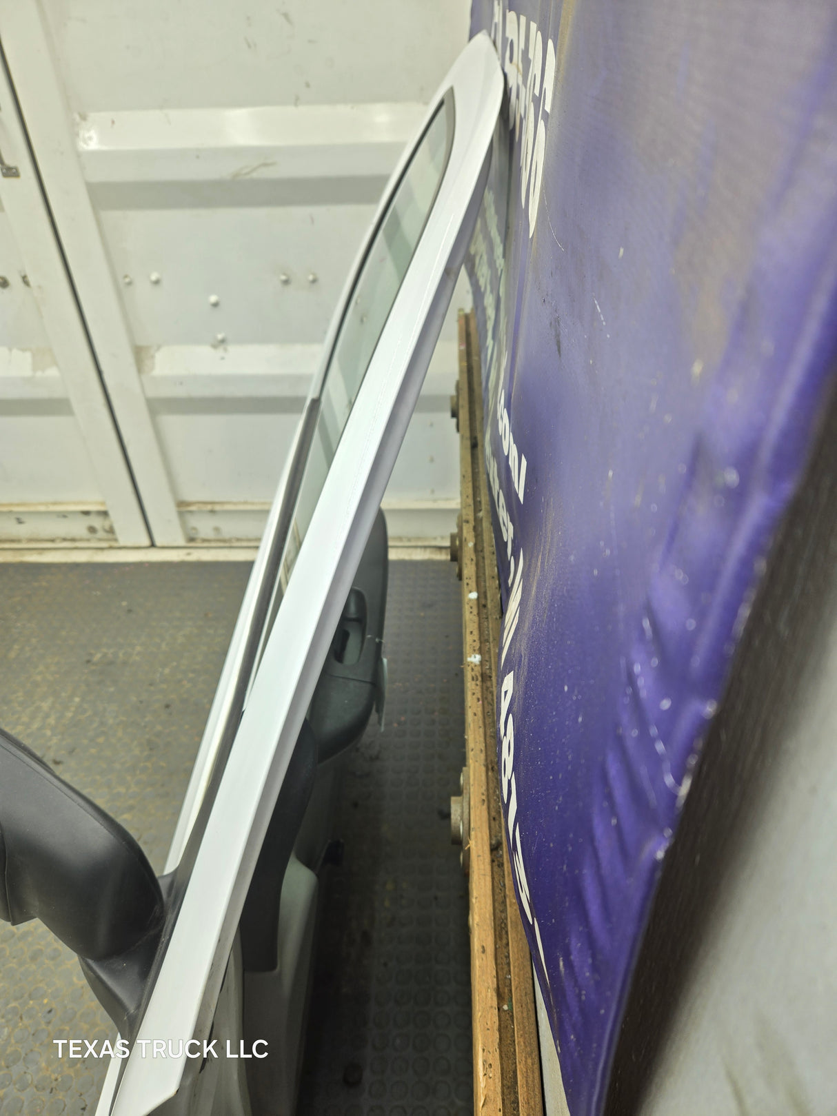 1999-2011 Ford Super Duty / Excursion Front Passenger RH Door F250 F350 F450 F550