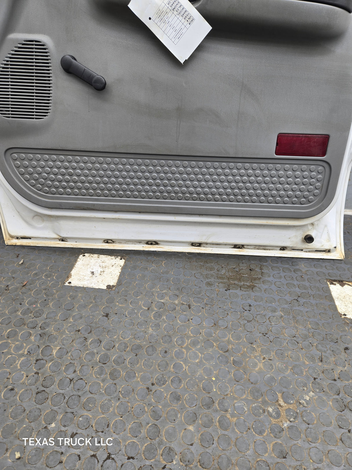 1999-2011 Ford Super Duty / Excursion Front Passenger RH Door F250 F350 F450 F550