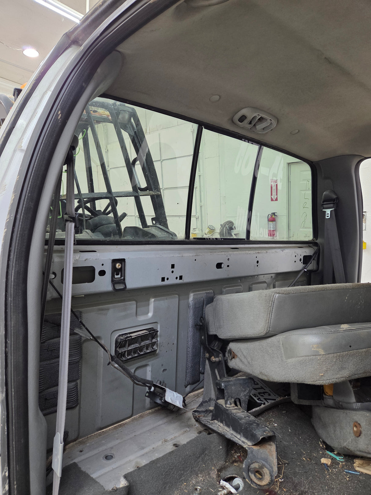 1999-2007 Ford Super Duty F250 F350 F450 F550 4 Door Crew Cab