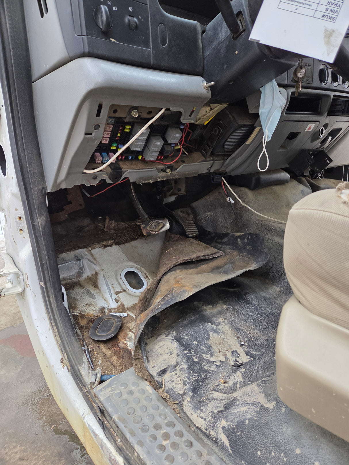 1999-2007 Ford Super Duty F250 F350 F450 F550 4 Door Crew Cab