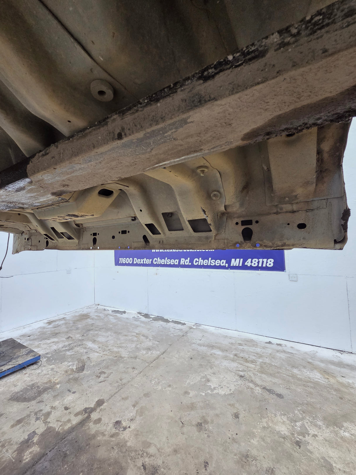1999-2007 Ford Super Duty F250 F350 F450 F550 4 Door Crew Cab