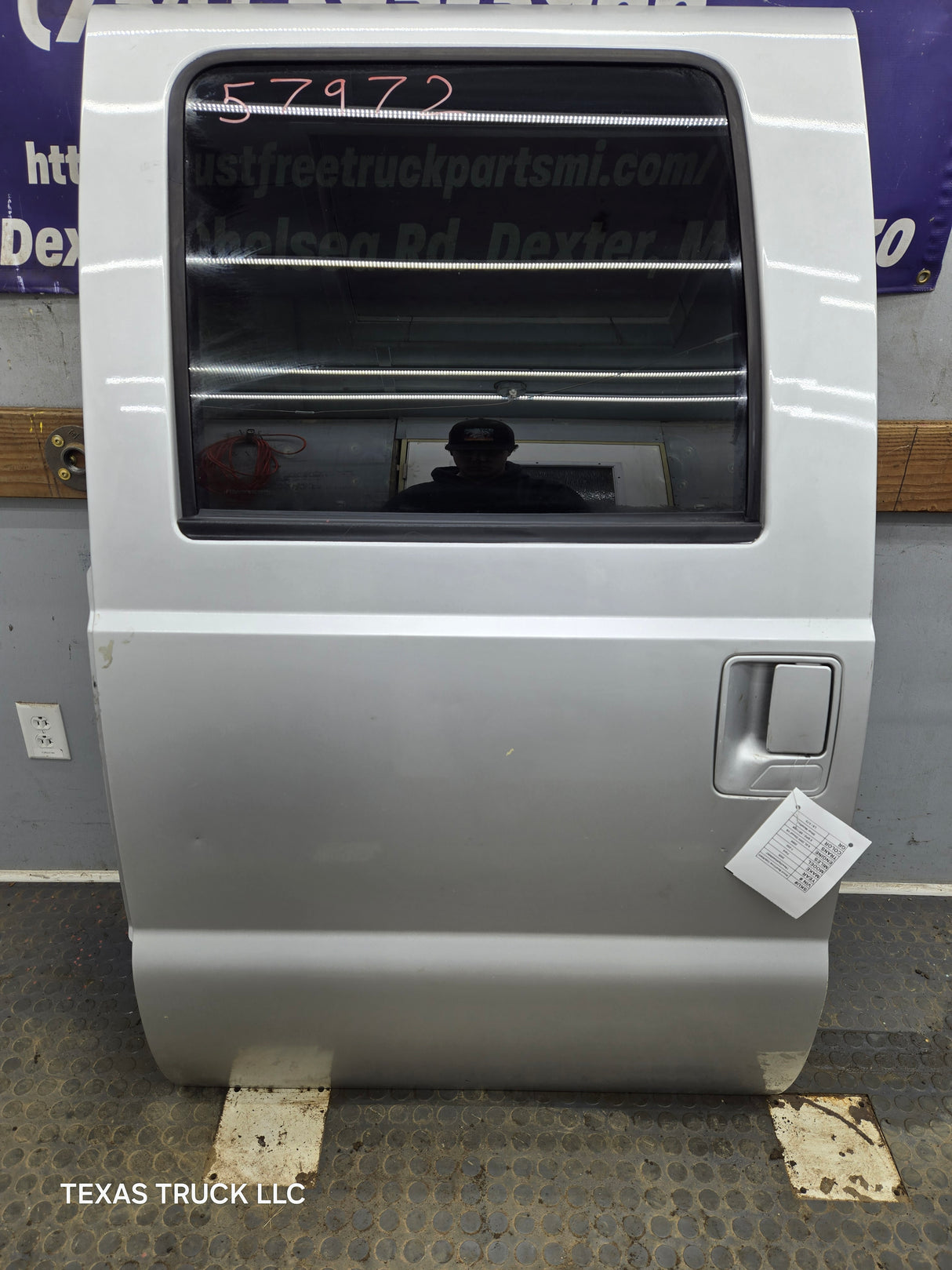 1999-2011 Ford Super Duty LH Driver Side Rear Crew Cab Door F250 F350 F450 F550