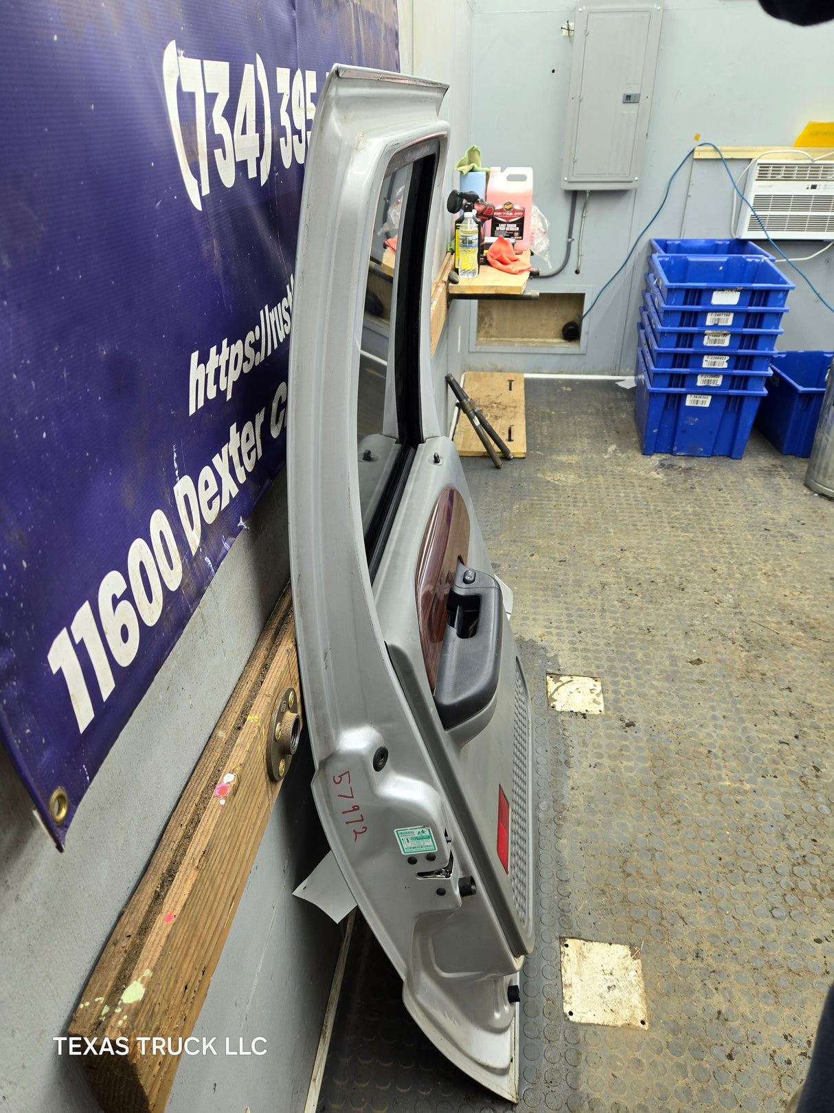 1999-2011 Ford Super Duty LH Driver Side Rear Crew Cab Door F250 F350 F450 F550