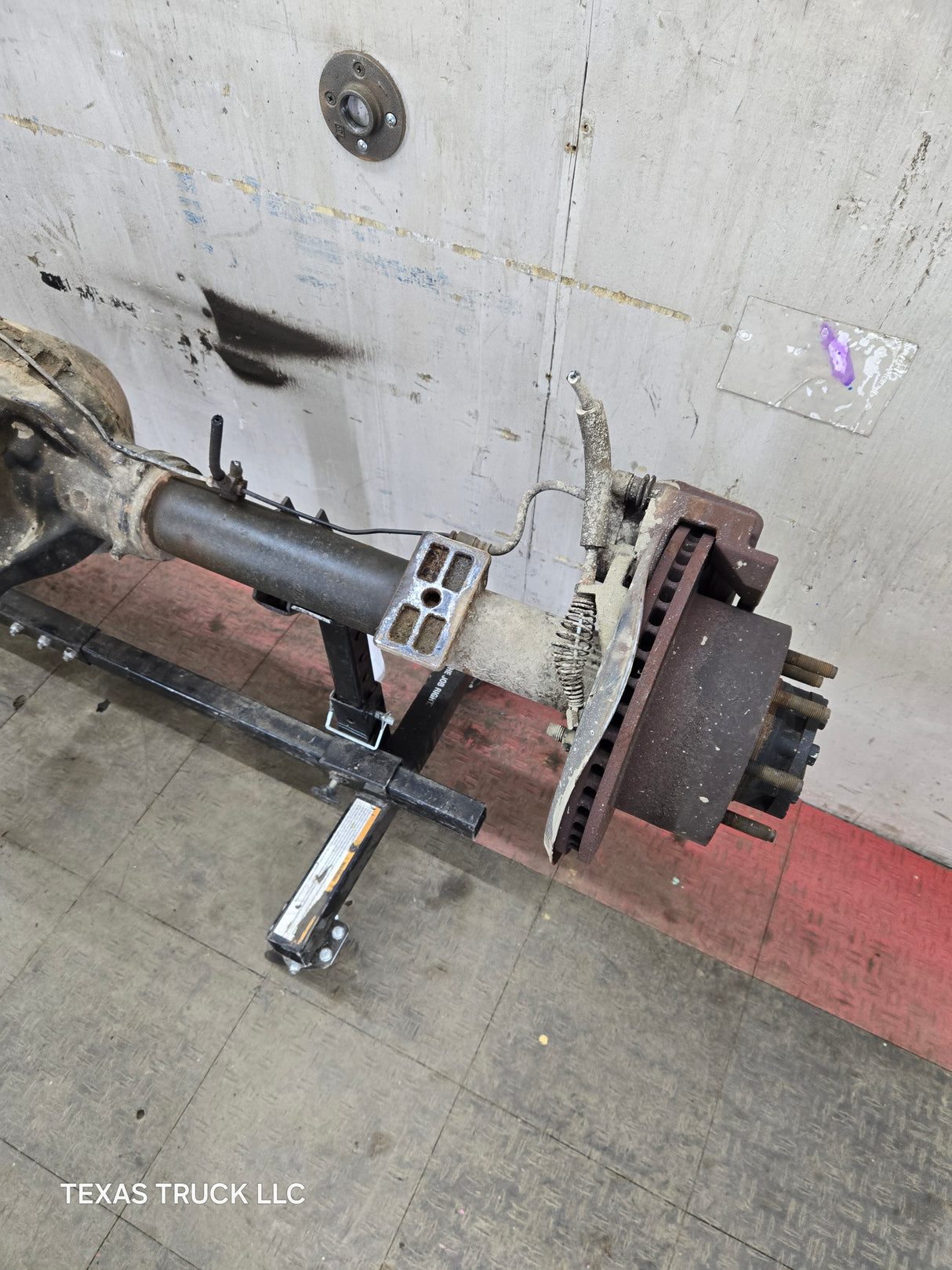 2008-2010 Ford Super Duty F250 F350 SRW Rear Axle 4.10 Gear Ratio