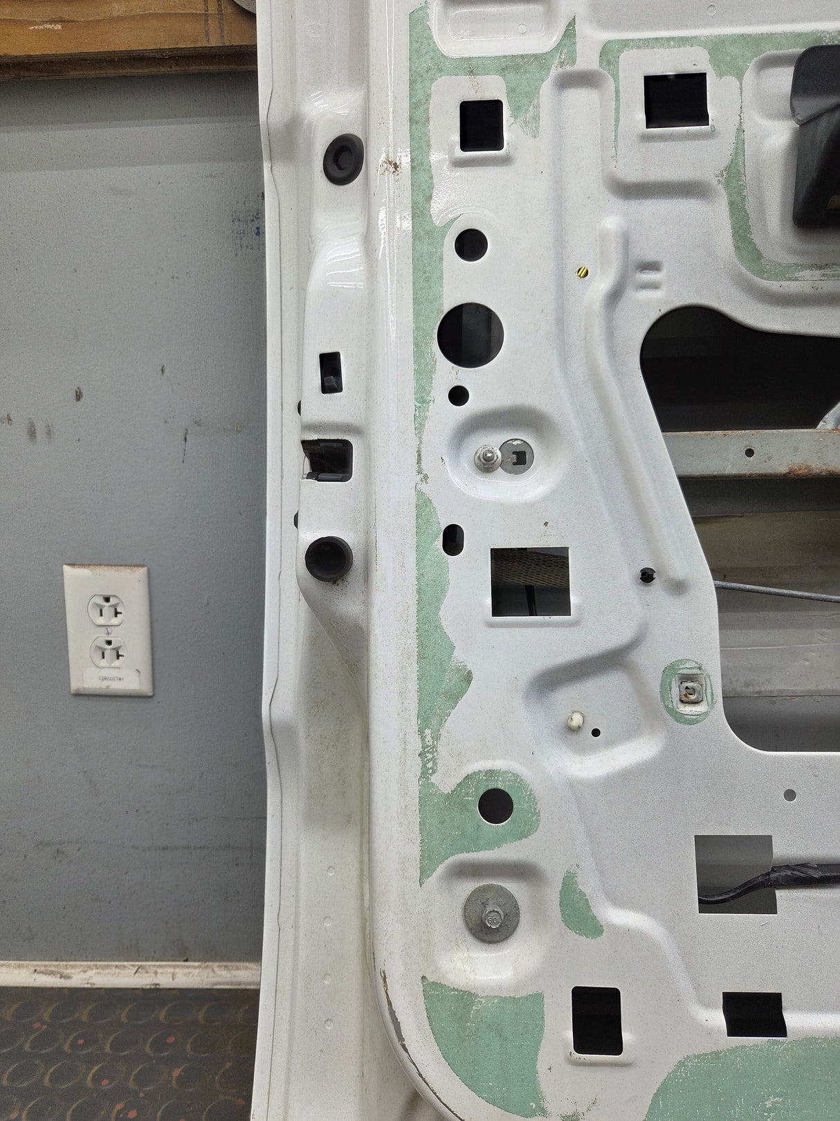 1999-2011 Ford Super Duty LH Driver Side Rear Crew Cab Door F250 F350 F450 F550