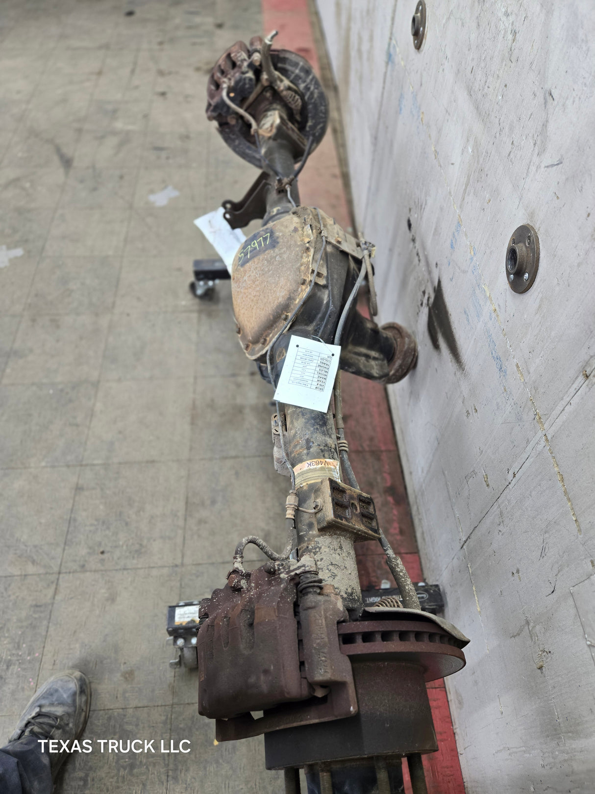 2008-2010 Ford Super Duty F250 F350 SRW Rear Axle 4.10 Gear Ratio