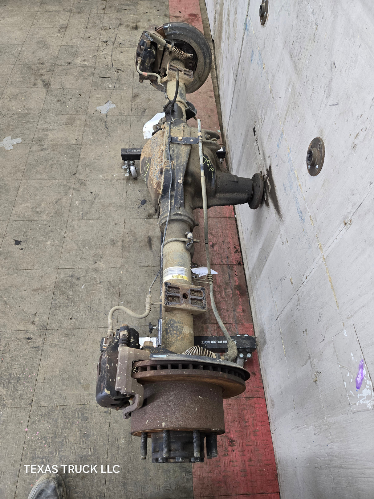 2005-2007 Ford Super Duty F250 F350 SRW Rear Axle 3.73 Gear Ratio 213k Miles