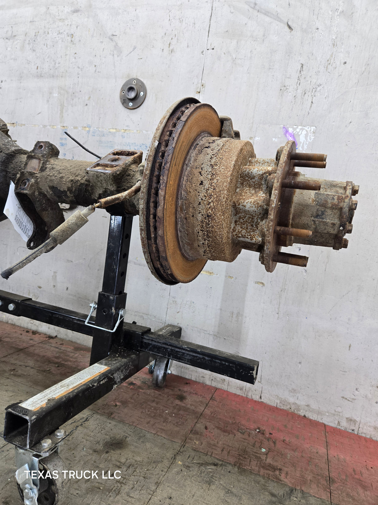 2013-2016 Ford Super Duty F350 Cab Chassis Rear Axle 4.10 Gear Ratio Rear End 237k miles