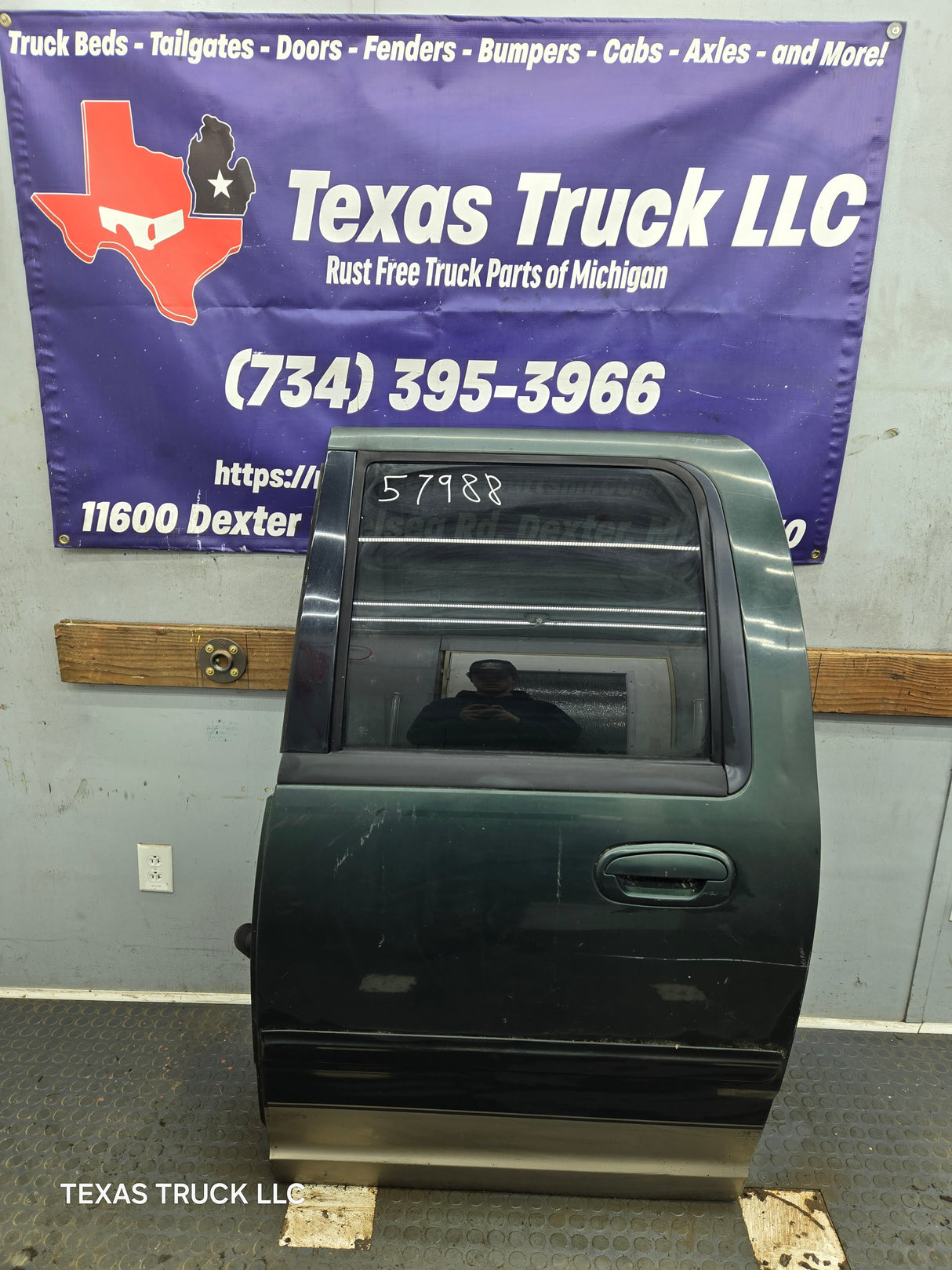 2001-2003 Ford F-150 Driver Side Rear Crew Cab LH door