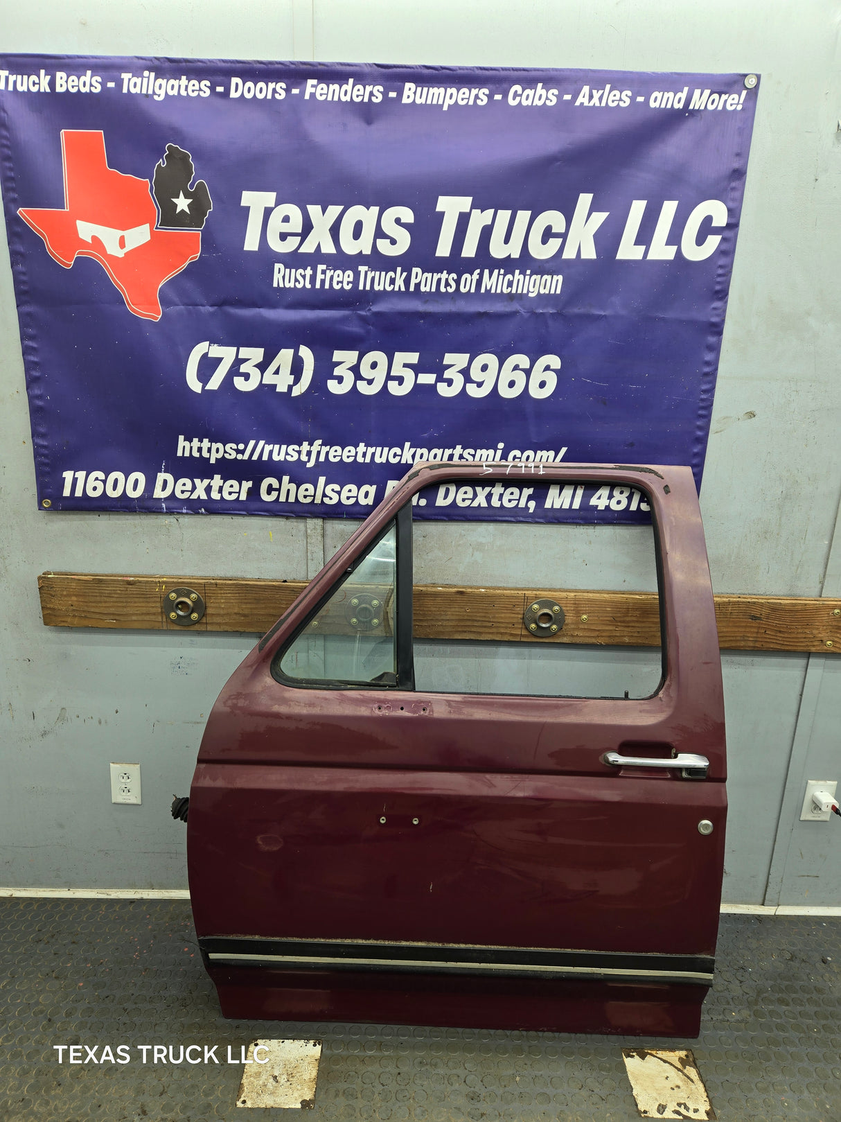 1980-1991 Ford F Series F250 F350 F450 F550 LH Driver Side Front Door