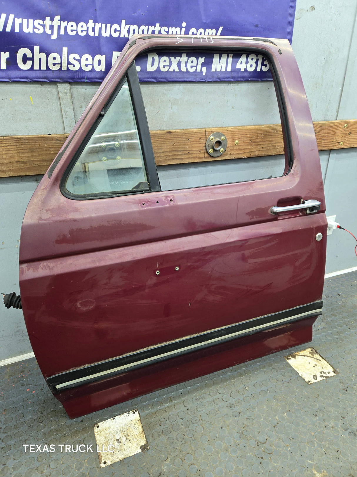 1980-1991 Ford F Series F250 F350 F450 F550 LH Driver Side Front Door