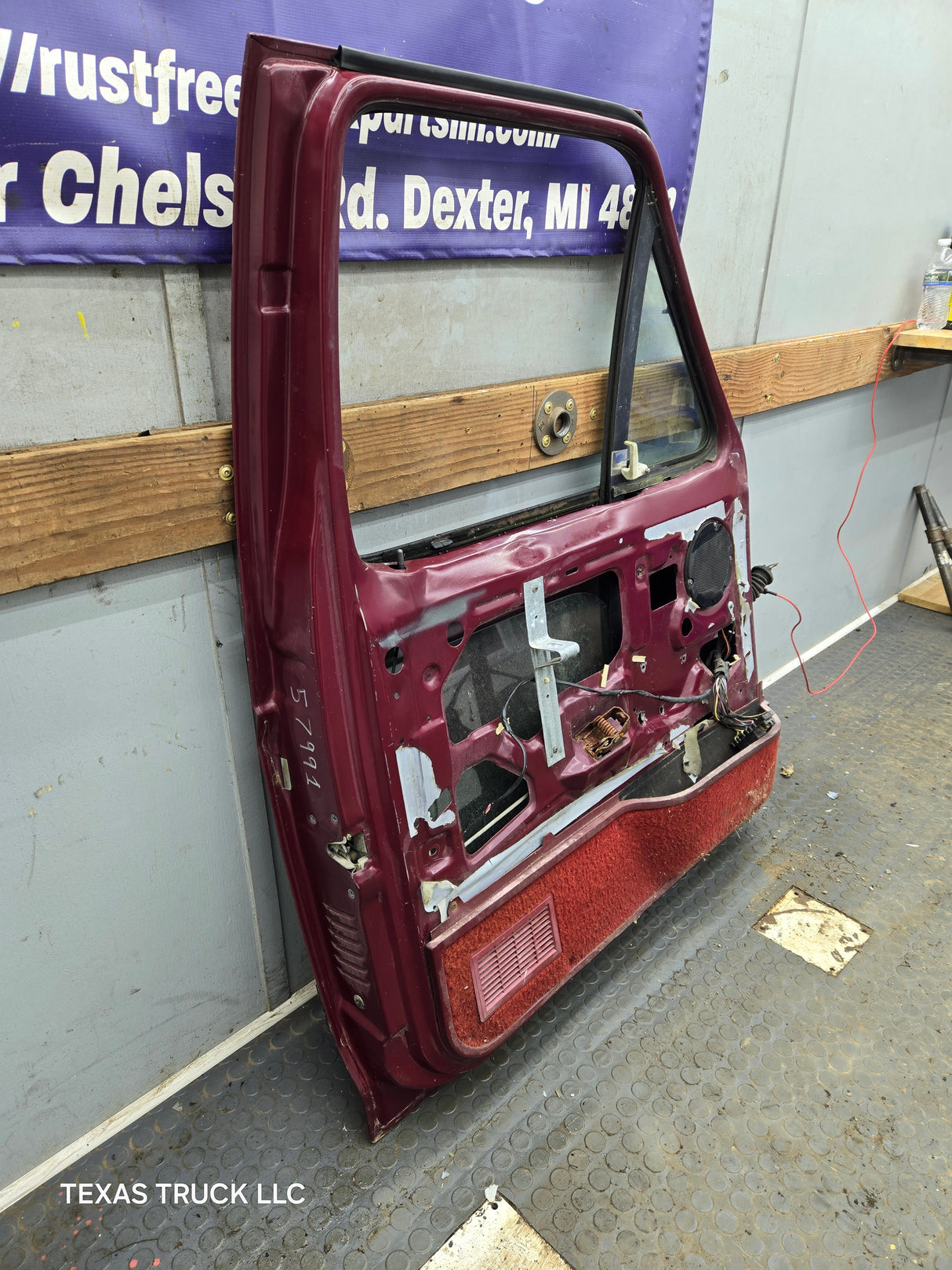 1980-1991 Ford F Series F250 F350 F450 F550 LH Driver Side Front Door