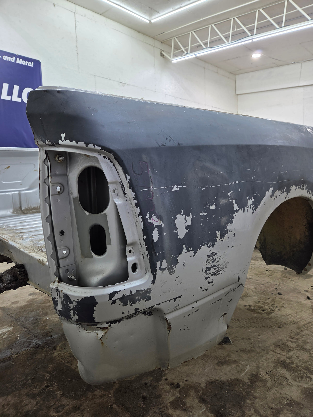 2009-2018 Dodge Ram 4th Gen 1500 2500 3500 6' 4" Short Truck Bed