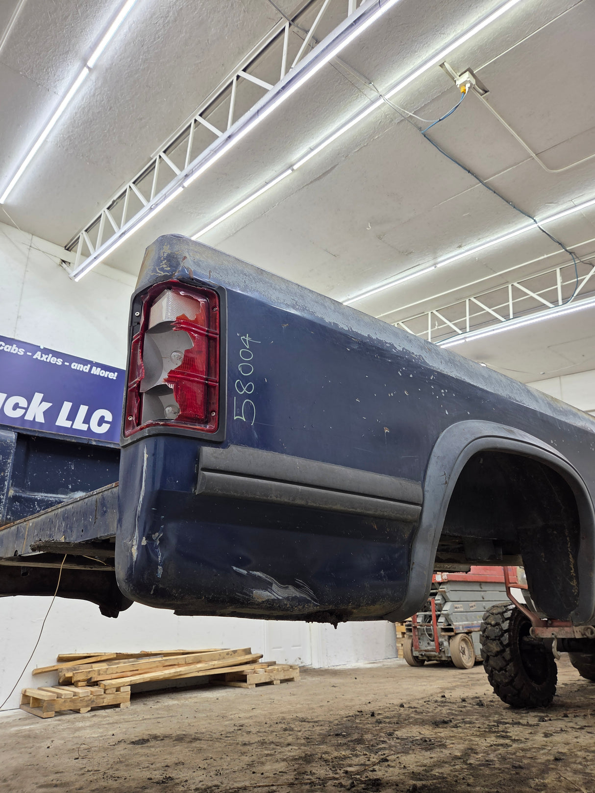 1994-1996 Dodge Dakota 2nd Gen 6' 6" Short Truck Bed