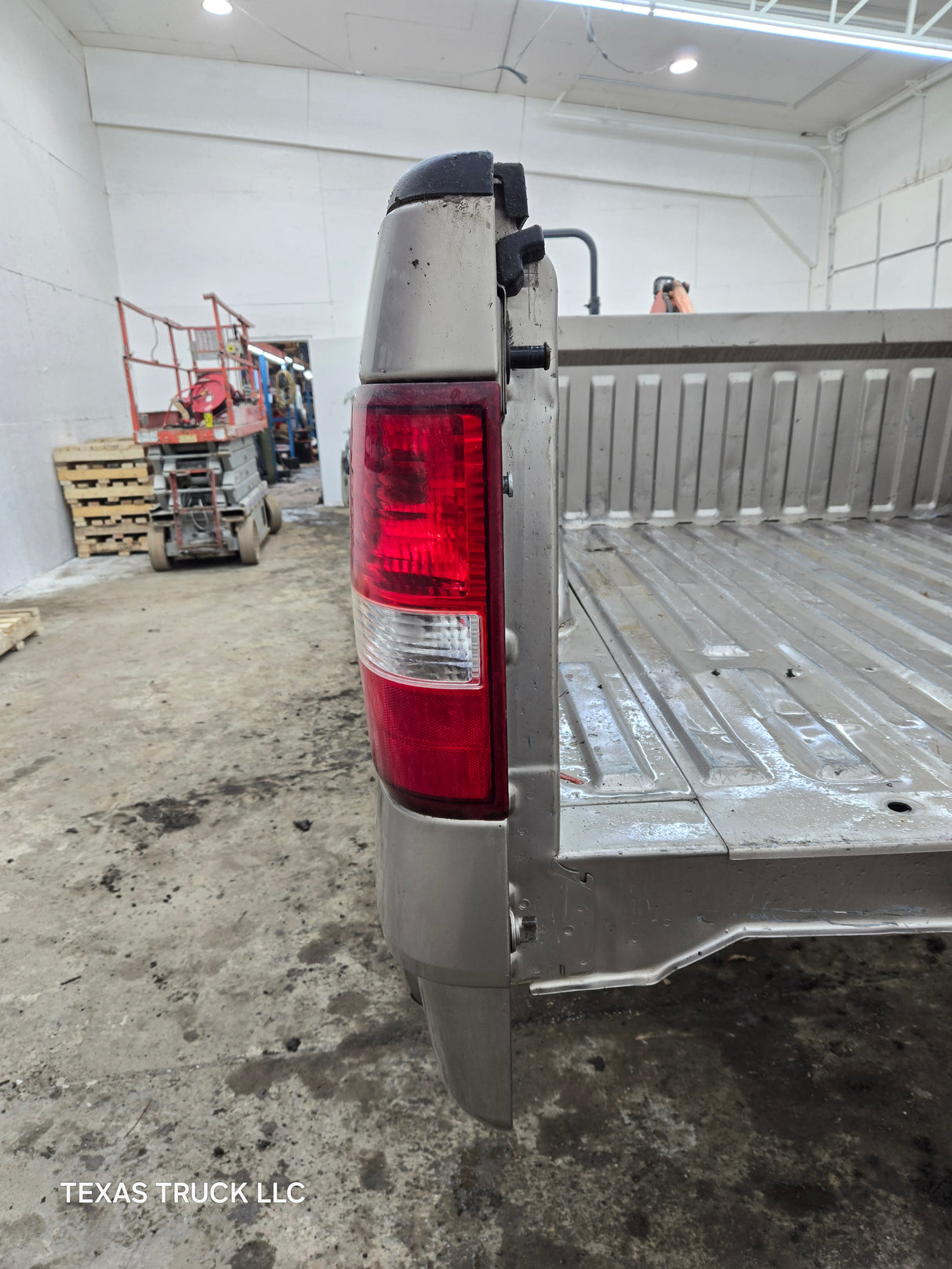 2004-2008 Ford F150 5' 6" Short Truck Bed