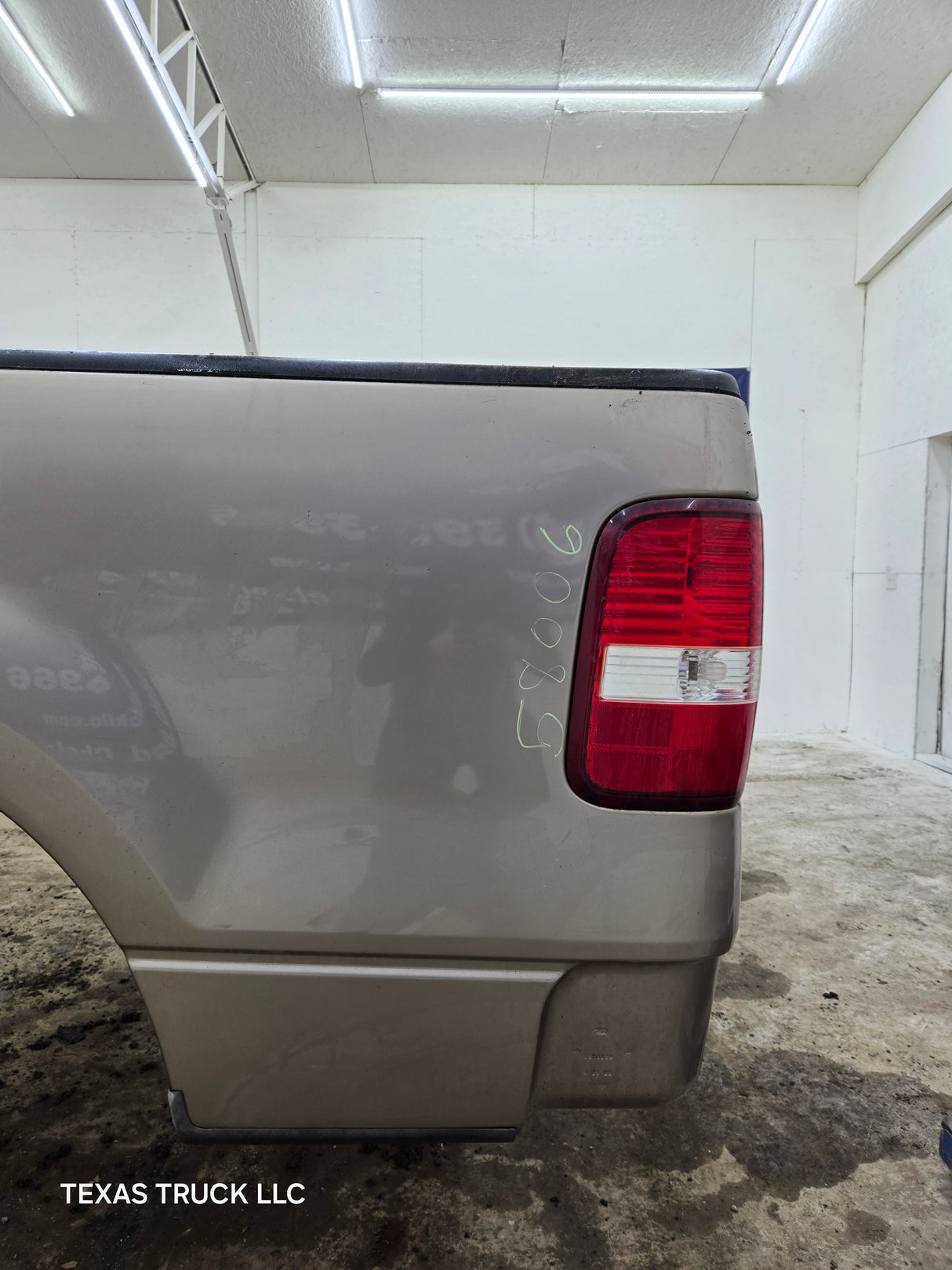 2004-2008 Ford F150 5' 6" Short Truck Bed