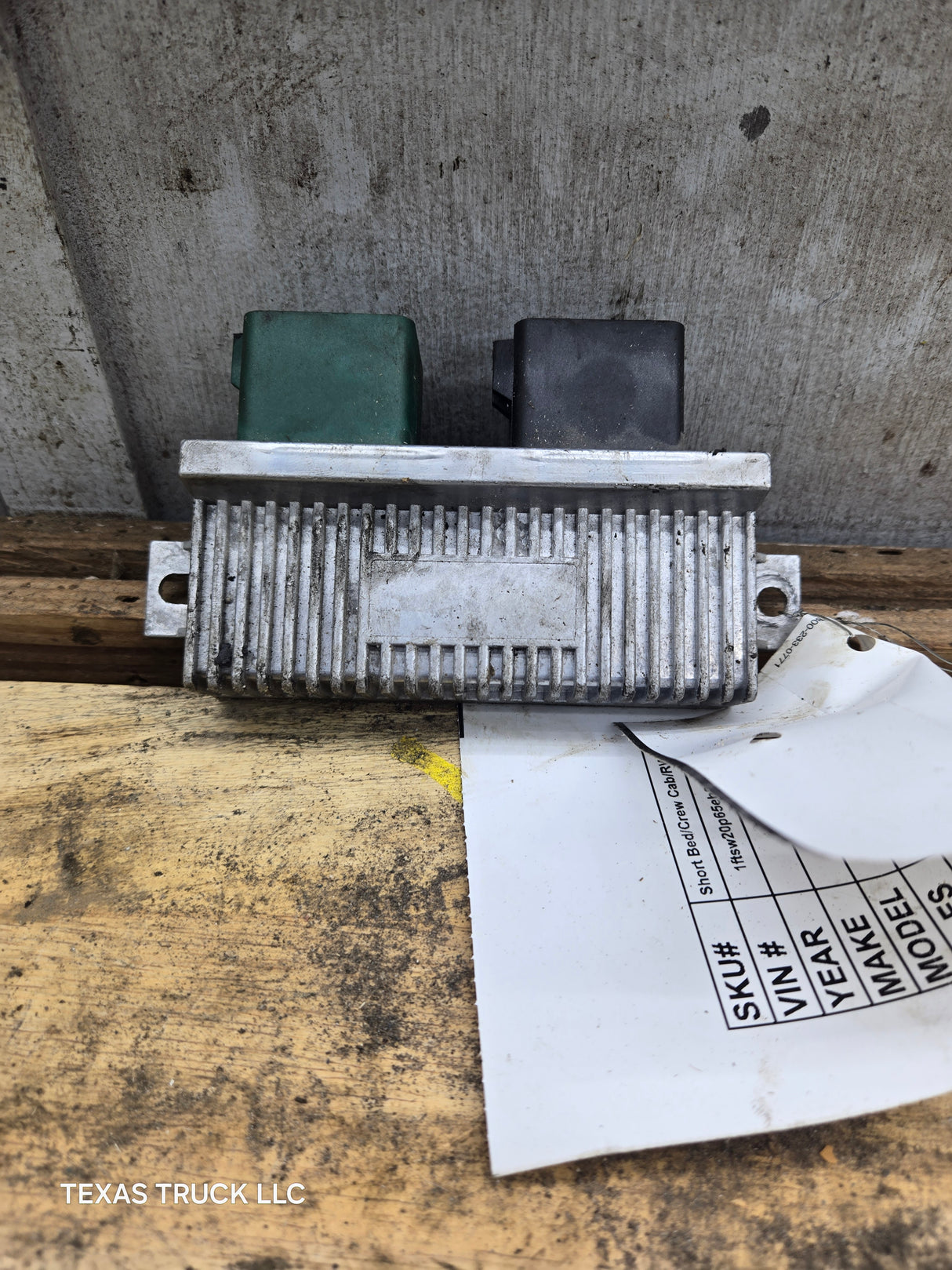 2000-2010 OEM Motocraft Diesel Glow Plug Module Relay Switch for 7.3L 6.0L 6.4L Powerstroke