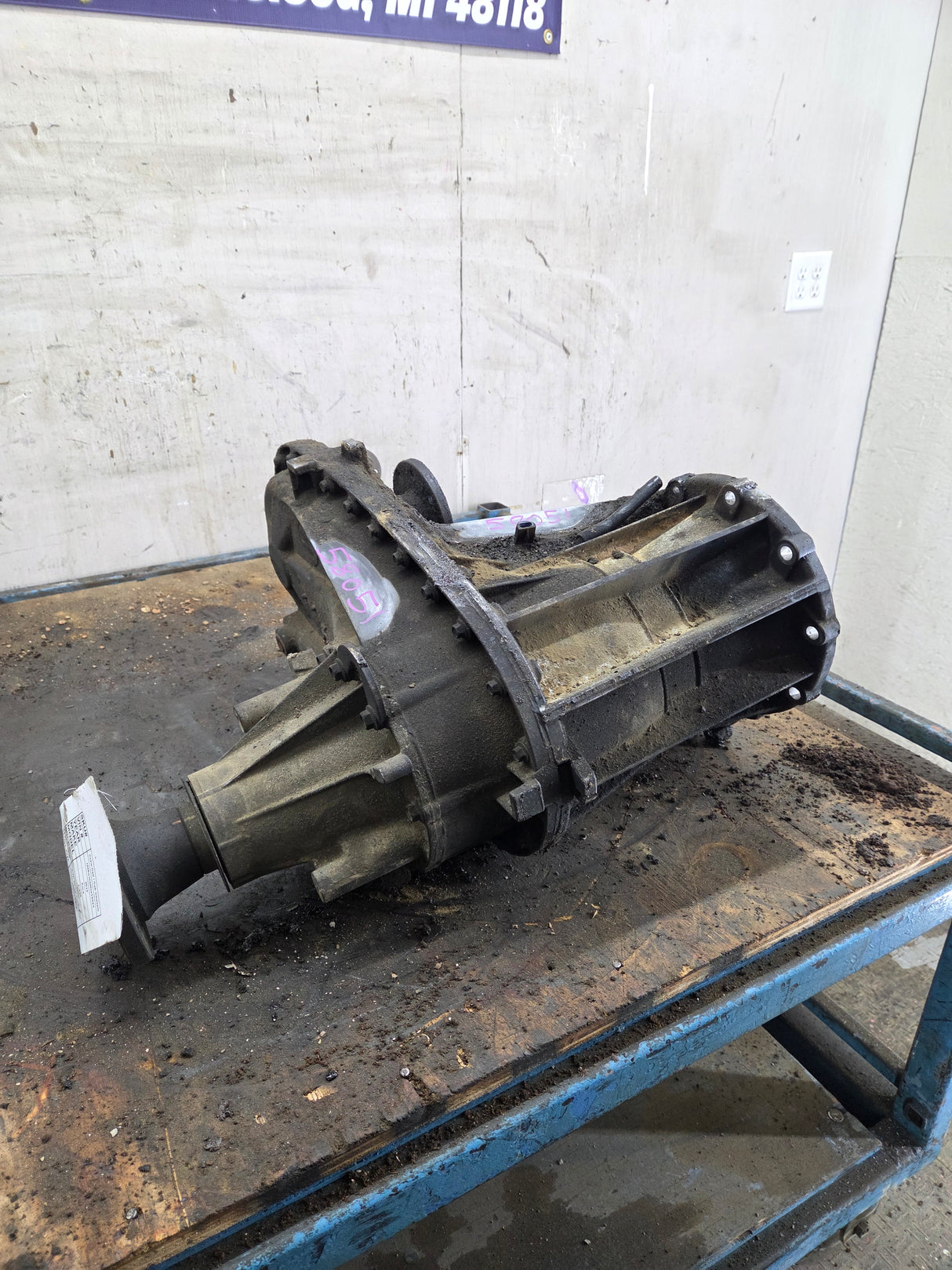 2011-2016 6.2L 6.7L PSD Transfer Case Flange Yoke Manual Shift Ford F250 F350 F450 F550 Super Duty