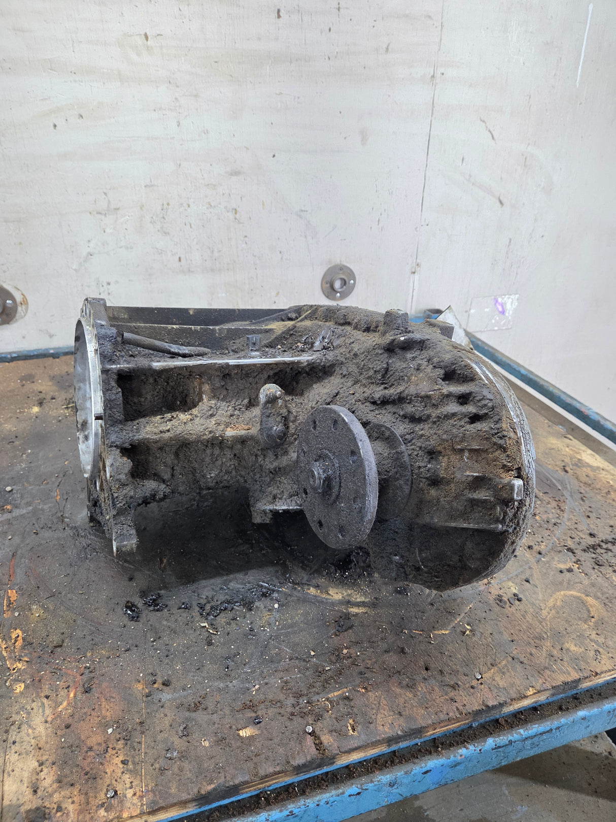 2011-2016 6.2L 6.7L PSD Transfer Case Flange Yoke Manual Shift Ford F250 F350 F450 F550 Super Duty