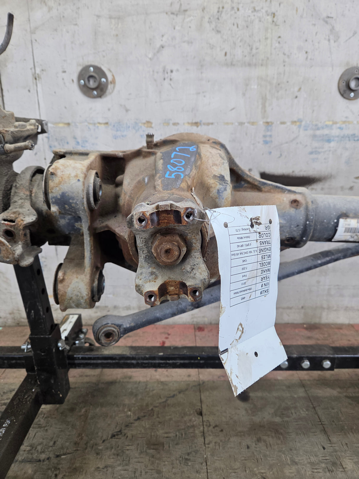 2013-2016 Ford Super Duty F250 F350 FRONT Axle 3.73 Gear Ratio 134k miles