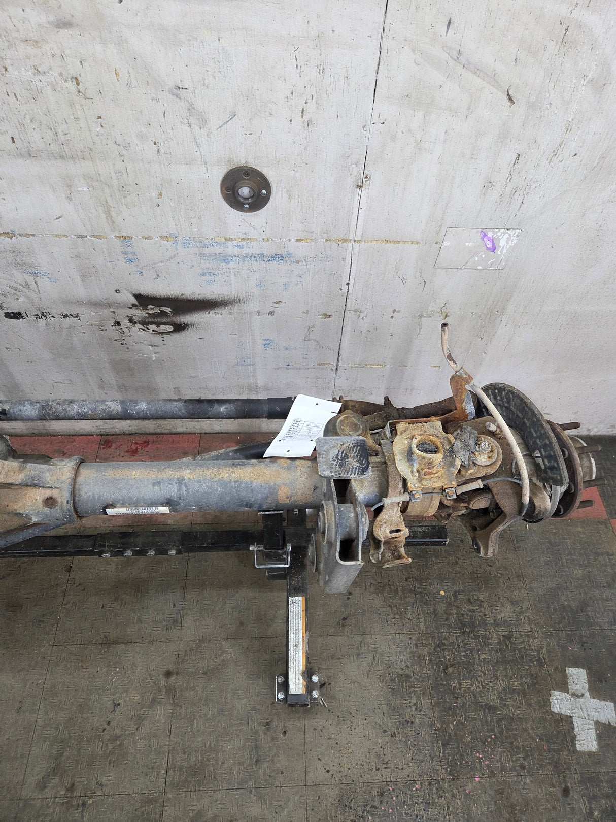 2013-2016 Ford Super Duty F250 F350 FRONT Axle 3.73 Gear Ratio 134k miles