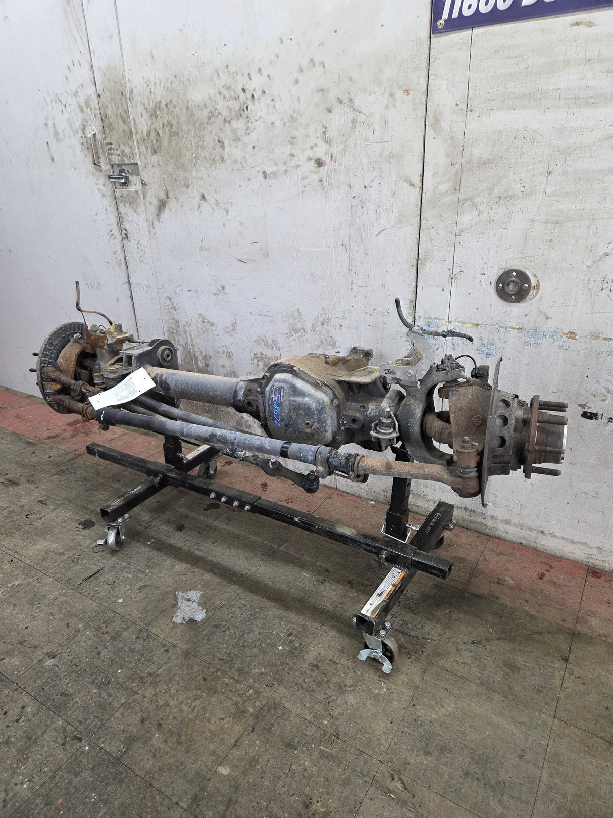 2013-2016 Ford Super Duty F250 F350 FRONT Axle 3.73 Gear Ratio 134k miles