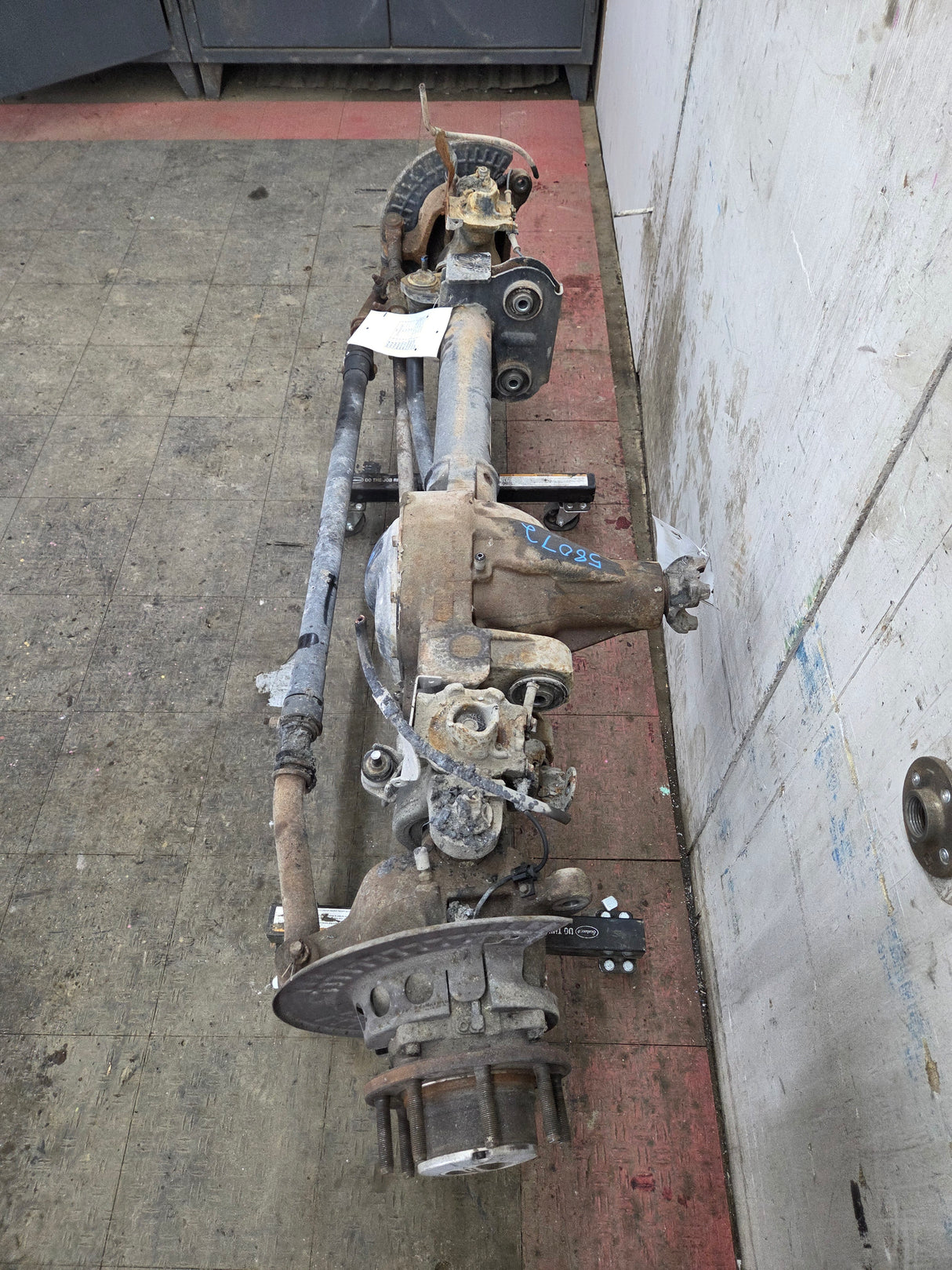 2013-2016 Ford Super Duty F250 F350 FRONT Axle 3.73 Gear Ratio 134k miles