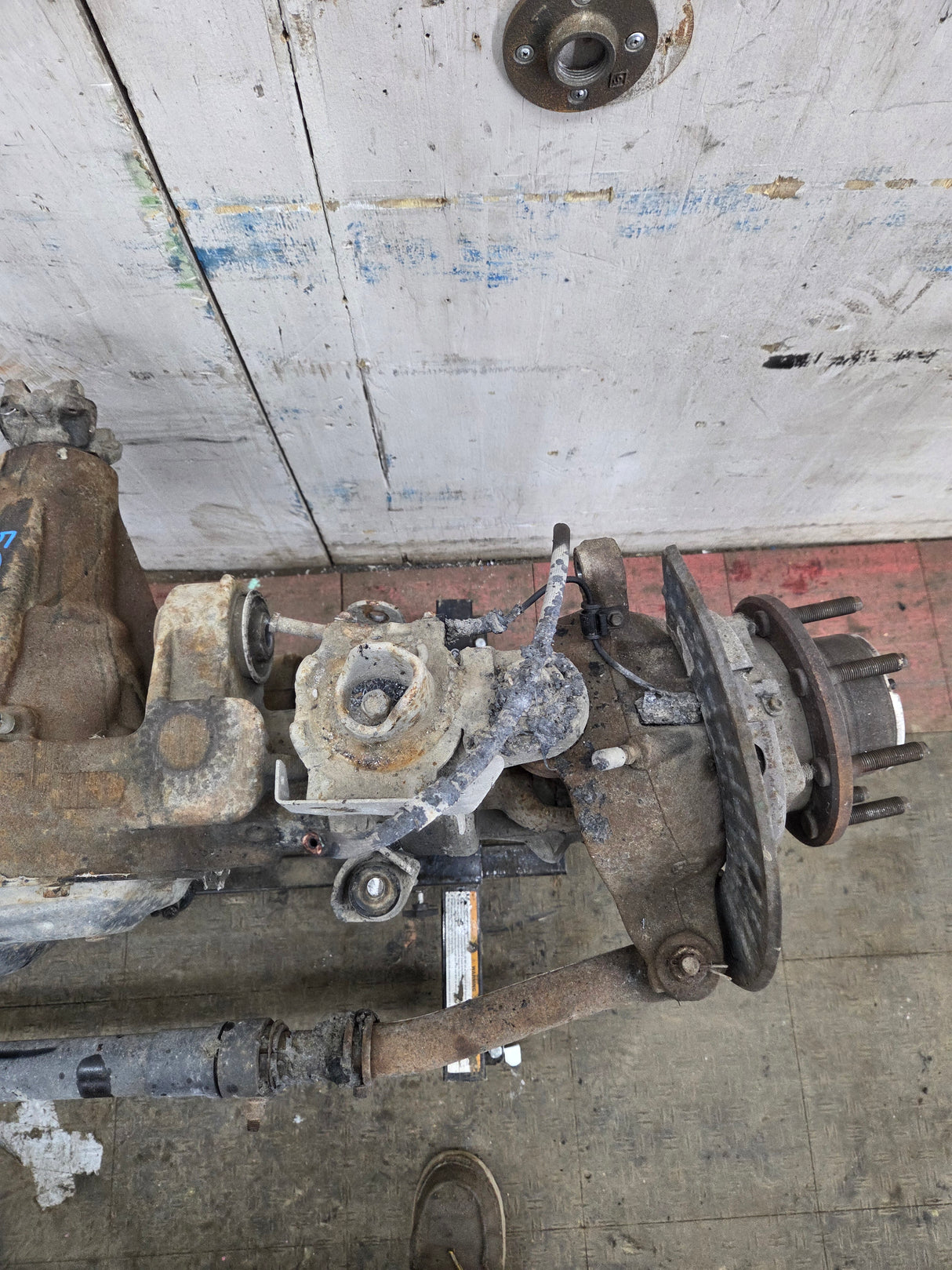 2013-2016 Ford Super Duty F250 F350 FRONT Axle 3.73 Gear Ratio 134k miles