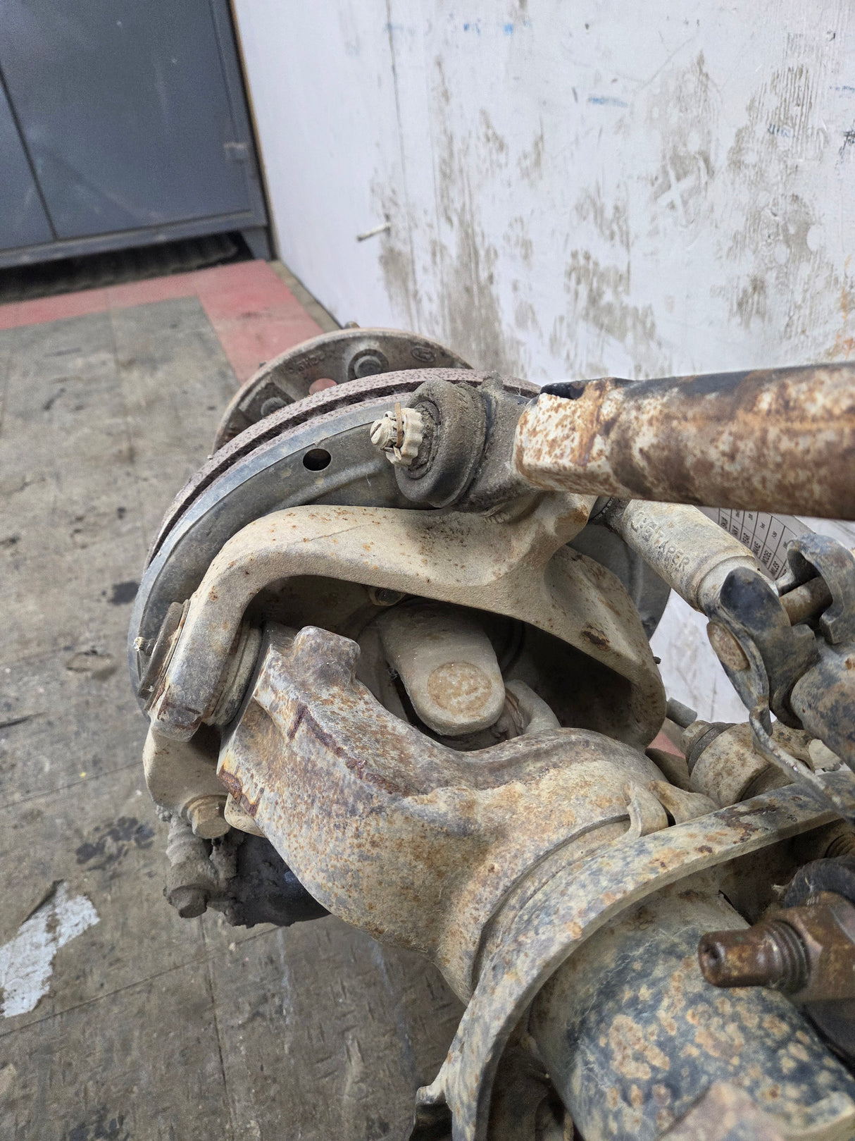 2005-2010 Ford Super Duty F350 DRW Dually FRONT Axle 4.10 Gear Ratio
