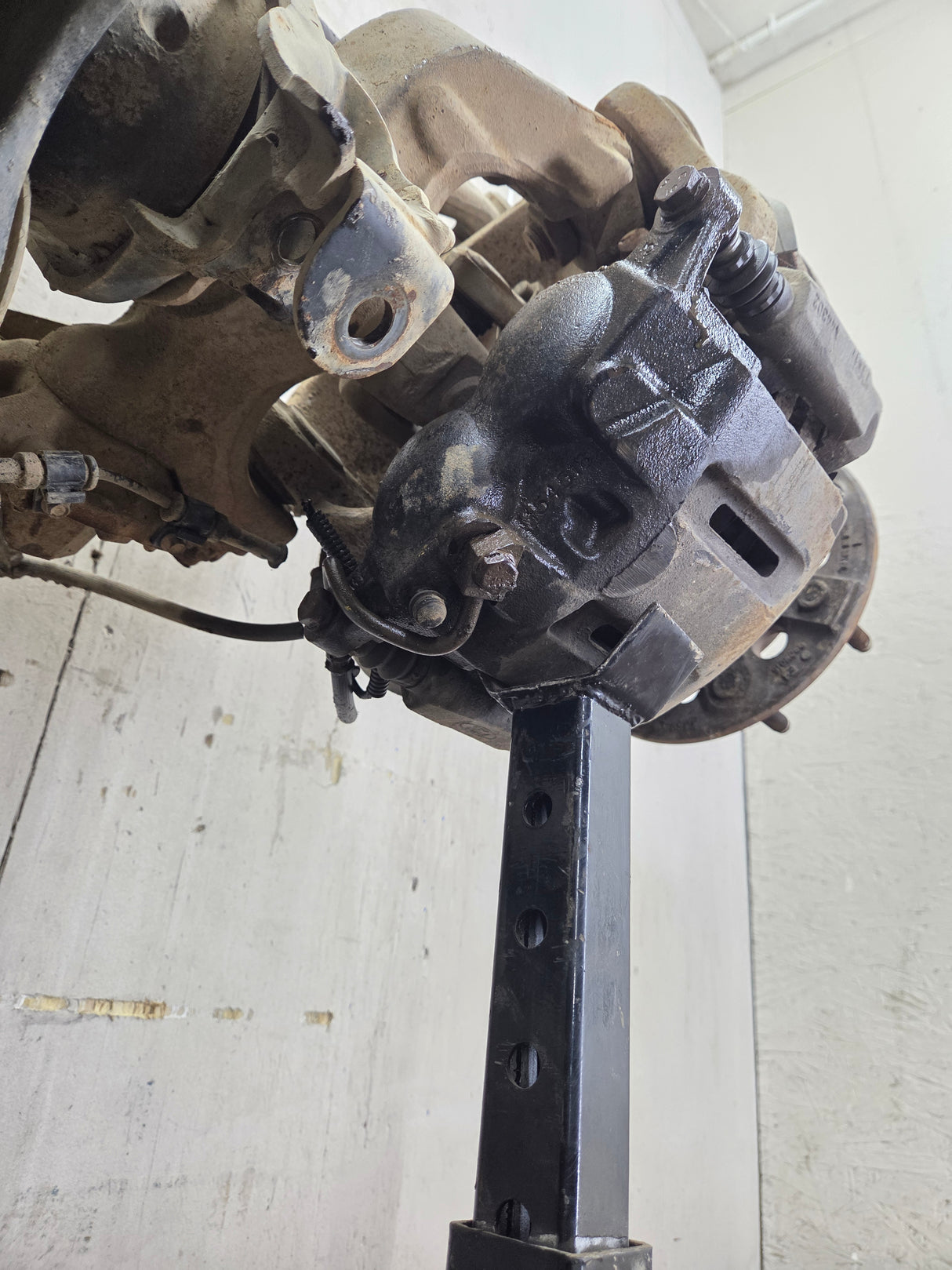2005-2010 Ford Super Duty F350 DRW Dually FRONT Axle 4.10 Gear Ratio