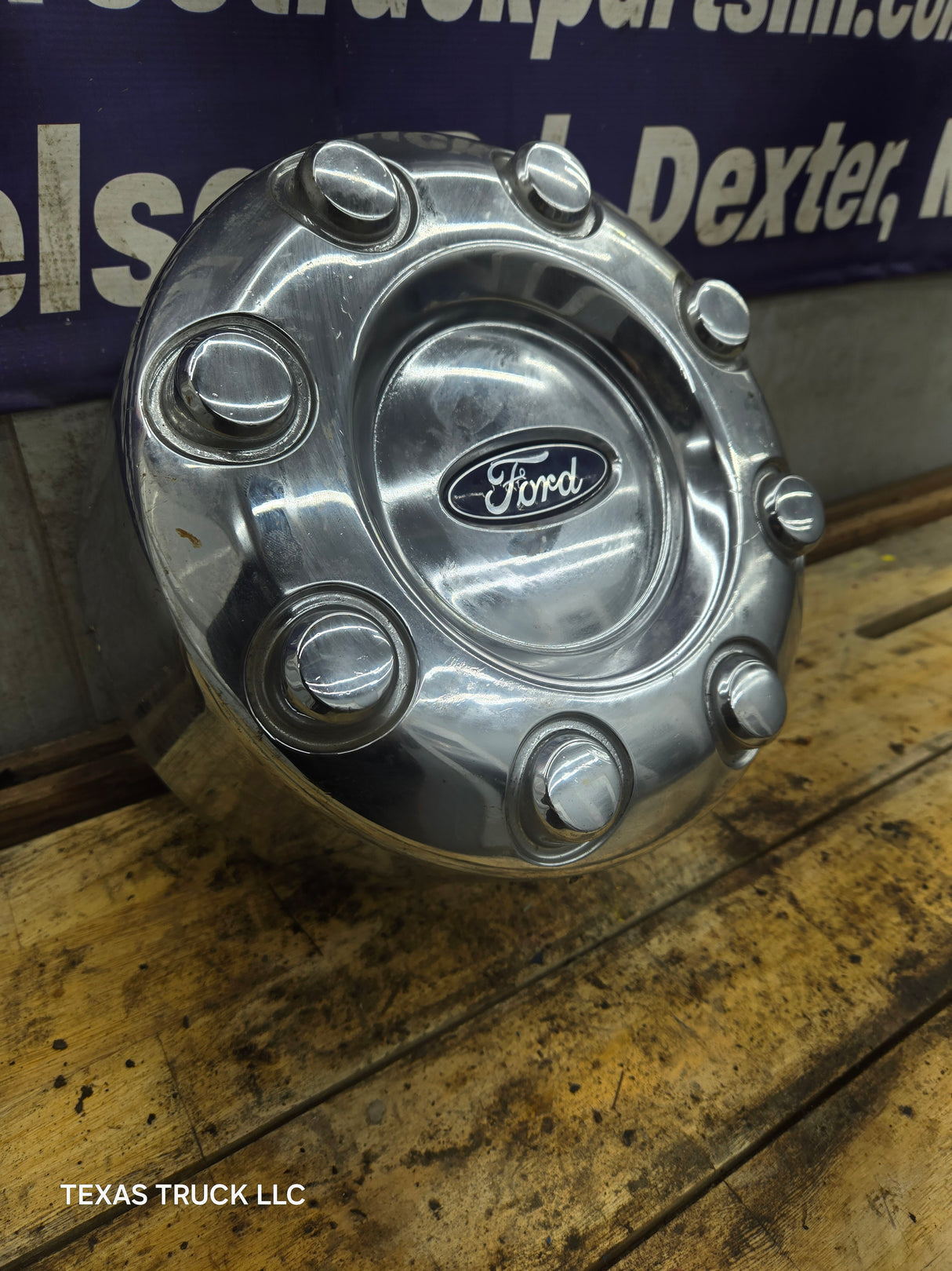 2008-2016 Ford Super Duty F350 Rear DUALLY Hub Cap Chrome Center Cap 8 LUG