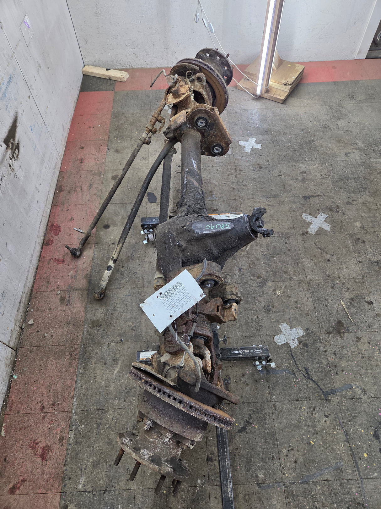 2013-2016 Ford Super Duty F350 Dually FRONT Axle 4.10 Gear Ratio 237k miles