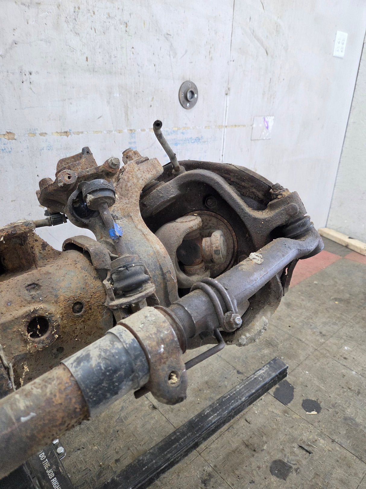 2008-2010 Ford Super Duty F250 F350 SRW FRONT Axle 4.10 Gear Ratio 155k miles