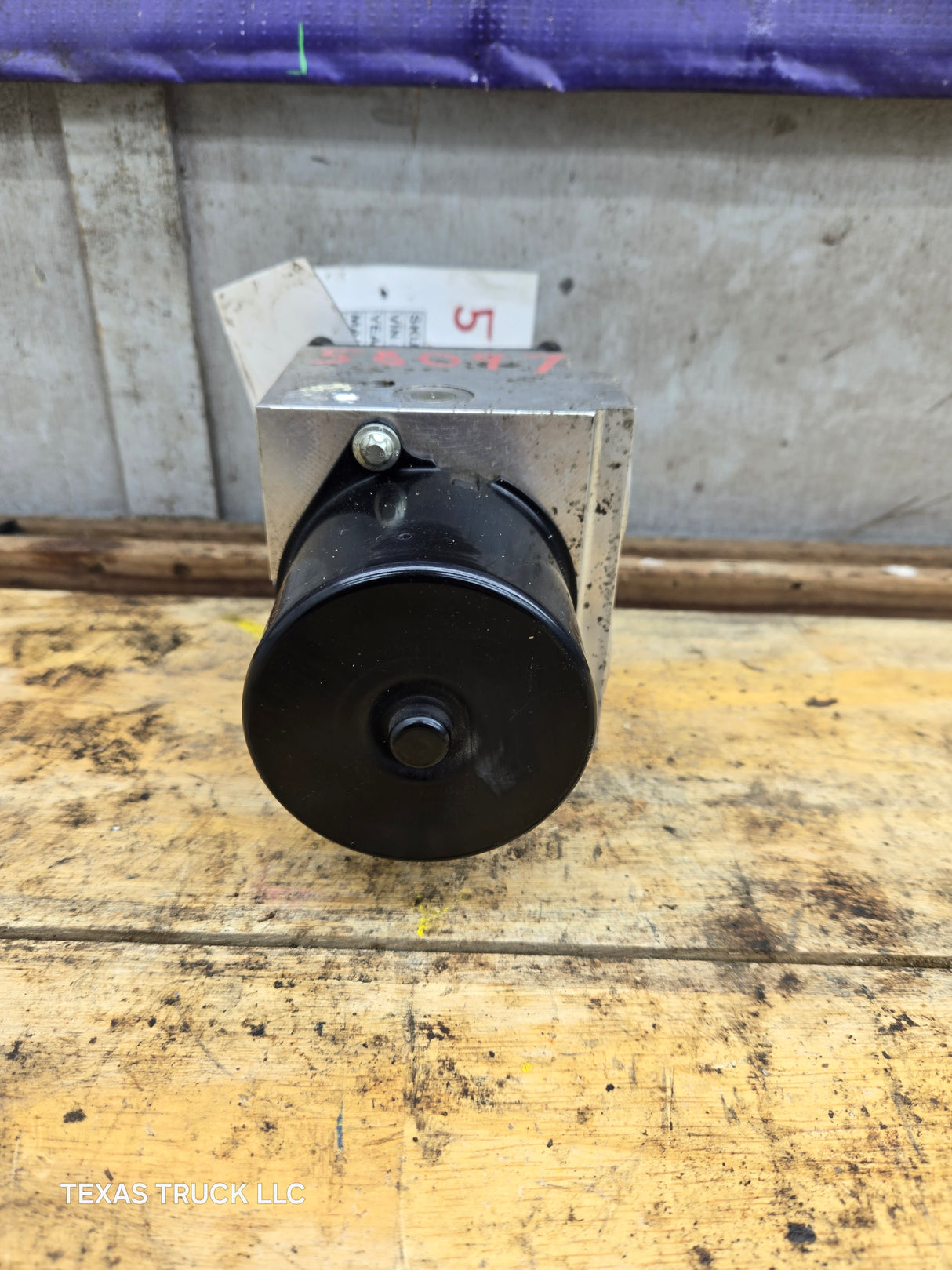 2005-2007 Ford Super Duty F250 F350 ABS Pump Module Control Assembly - 6C34-2C346-AB