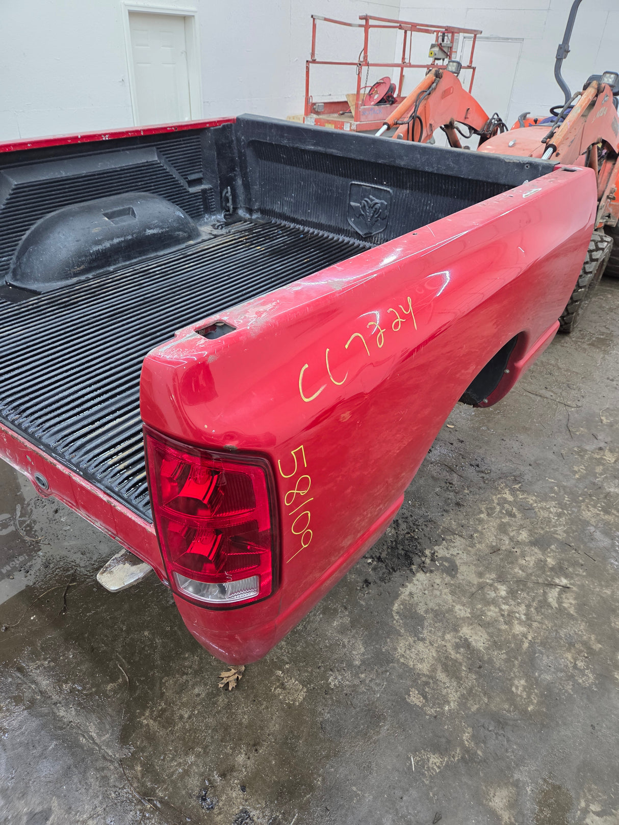 2003-2008 Dodge Ram 1500 2500 3500 3rd Gen 6' 4" Short Truck Bed