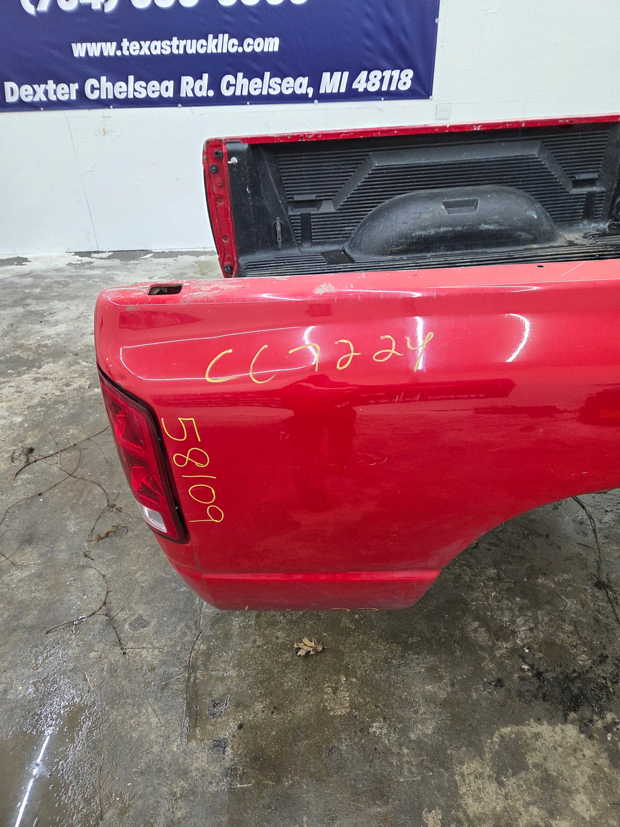 2003-2008 Dodge Ram 1500 2500 3500 3rd Gen 6' 4" Short Truck Bed