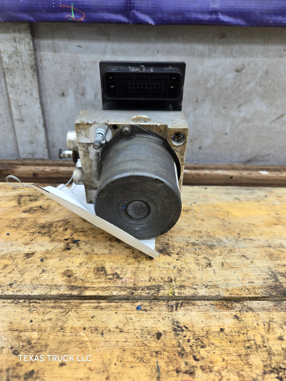 2007 Ford F150 ABS Pump Module Control Assembly - 7L34-2C346-A