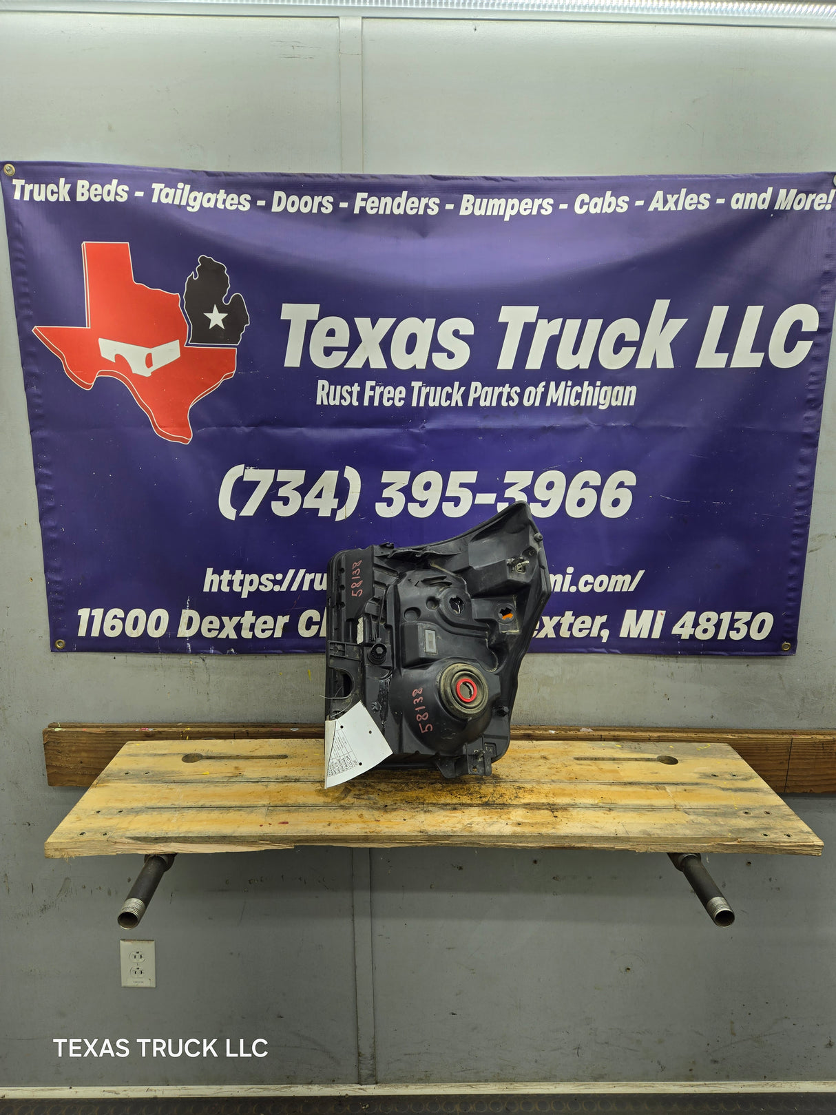 2011-2016 Ford Super Duty F250 F350 F450 F550 RH Passenger Side Headlight 6.7L Power Stroke 6.2L BC34-13005-A