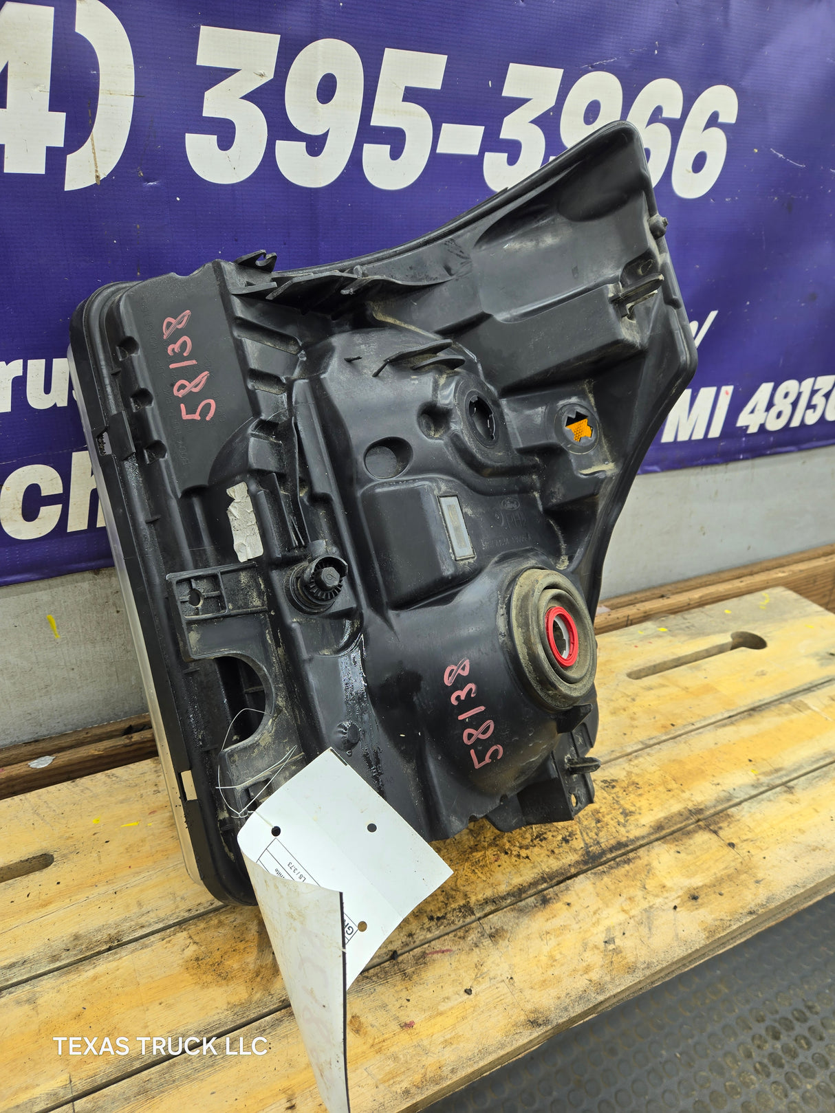 2011-2016 Ford Super Duty F250 F350 F450 F550 RH Passenger Side Headlight 6.7L Power Stroke 6.2L BC34-13005-A