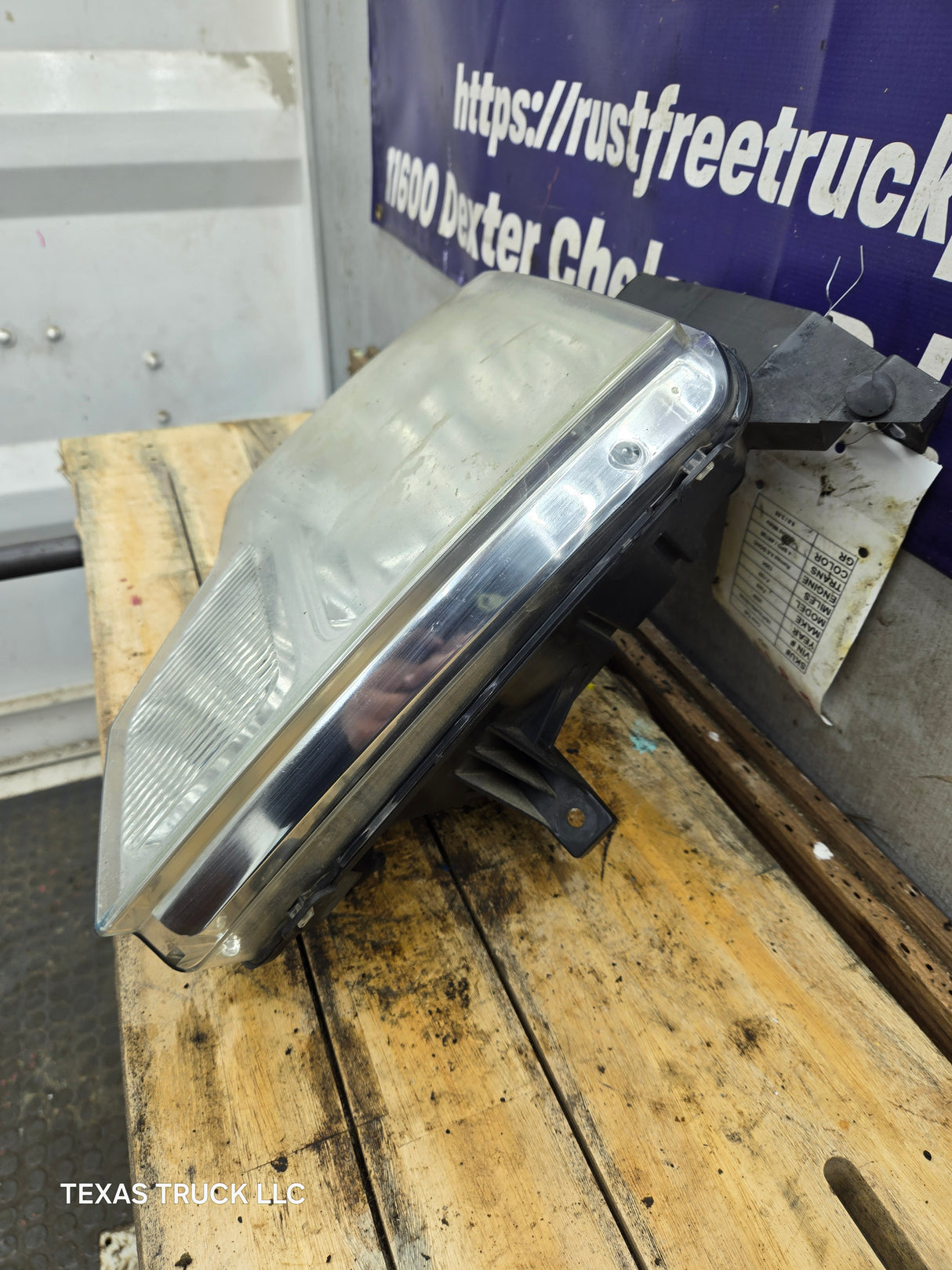2009-2014 Ford F150 RH Passenger Side Headlight Halogen - DL3Z13008A, DL3Z13008EB