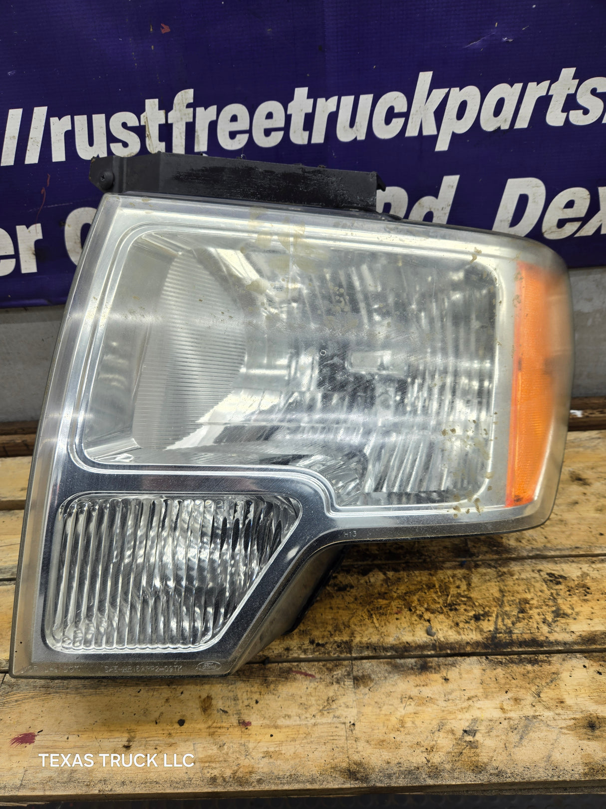 2009-2014 Ford F150 RH Passenger Side Headlight Halogen - DL3Z13008B, DL3Z13008EC