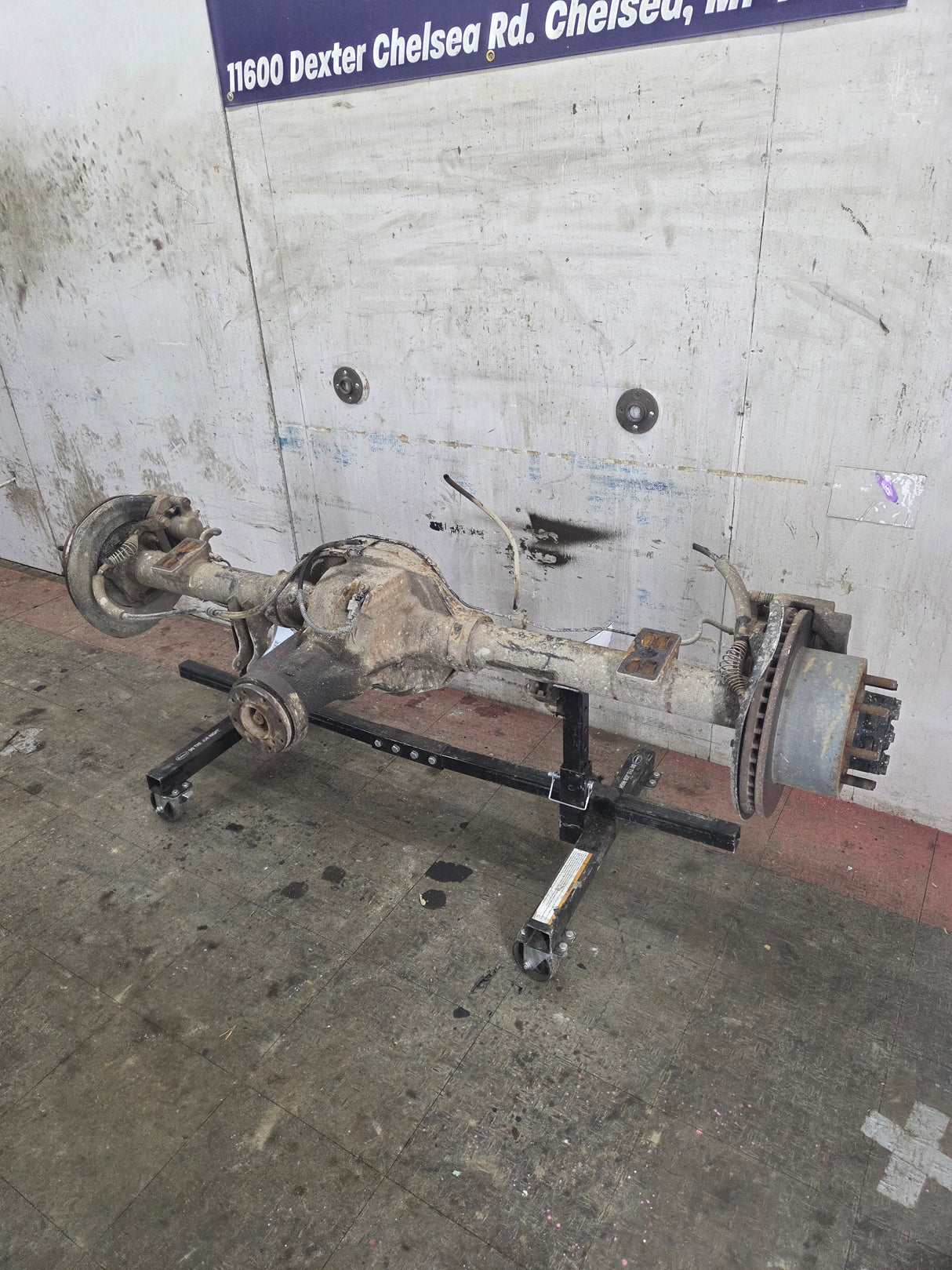 2008-2010 Ford Super Duty F250 F350 SRW Rear Axle 4.10 Gear Ratio 143k miles