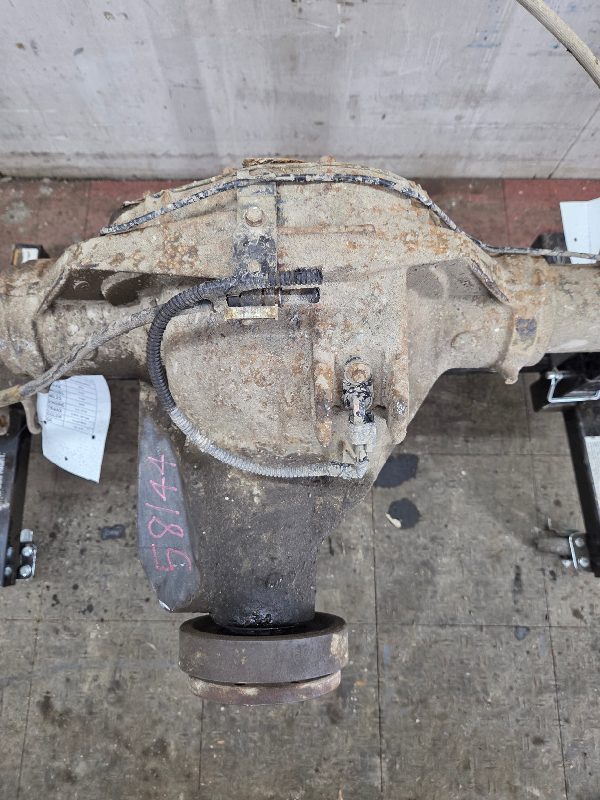 2008-2010 Ford Super Duty F250 F350 SRW Rear Axle 4.10 Gear Ratio 143k miles