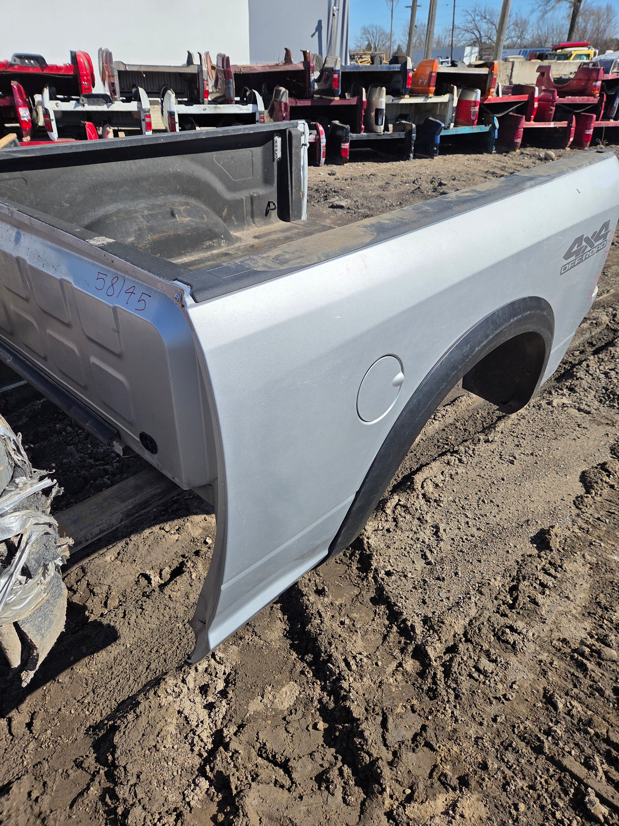 2009-2018 Dodge Ram 4th Gen 1500 2500 3500 6' 4" Short Truck Bed